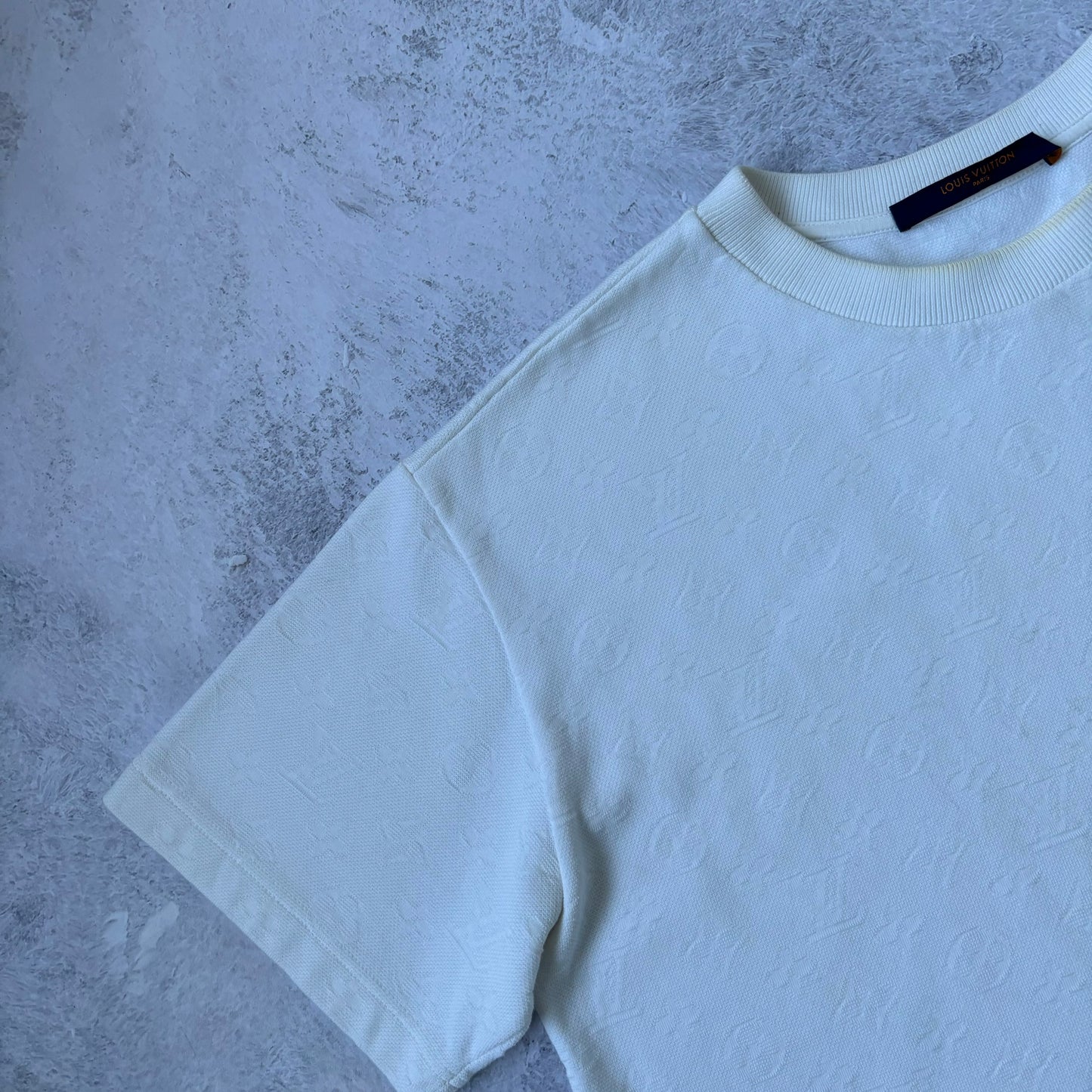 Louis Vuitton Monogram T-Shirt - Small