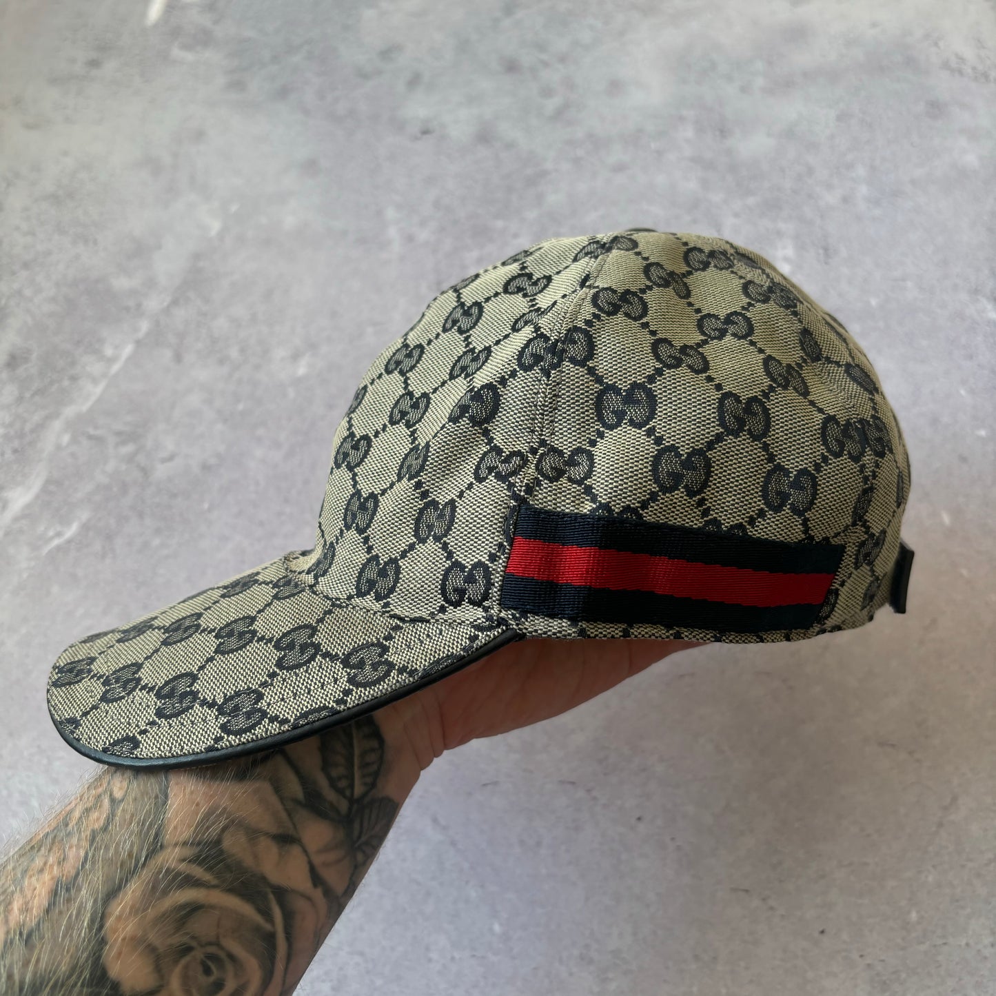Gucci Cap - Large