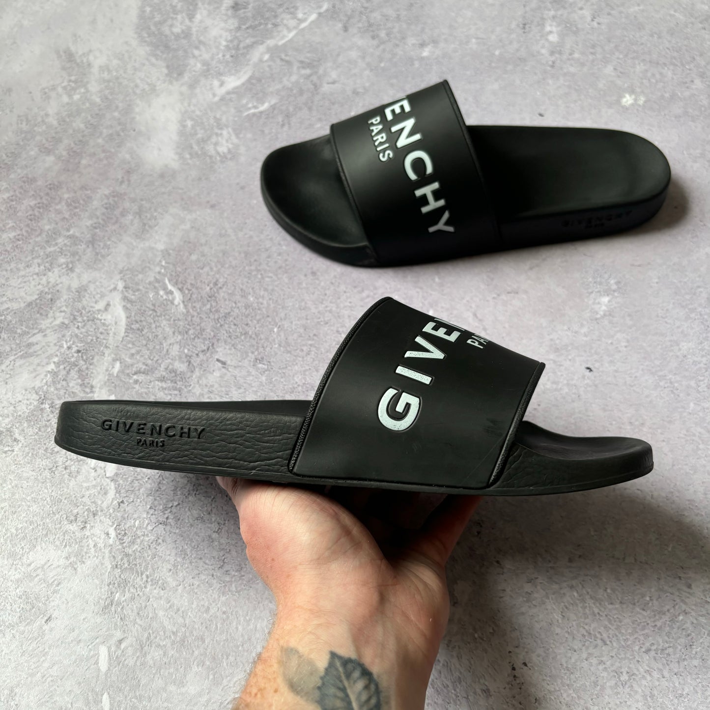 Givenchy Sliders - UK 9