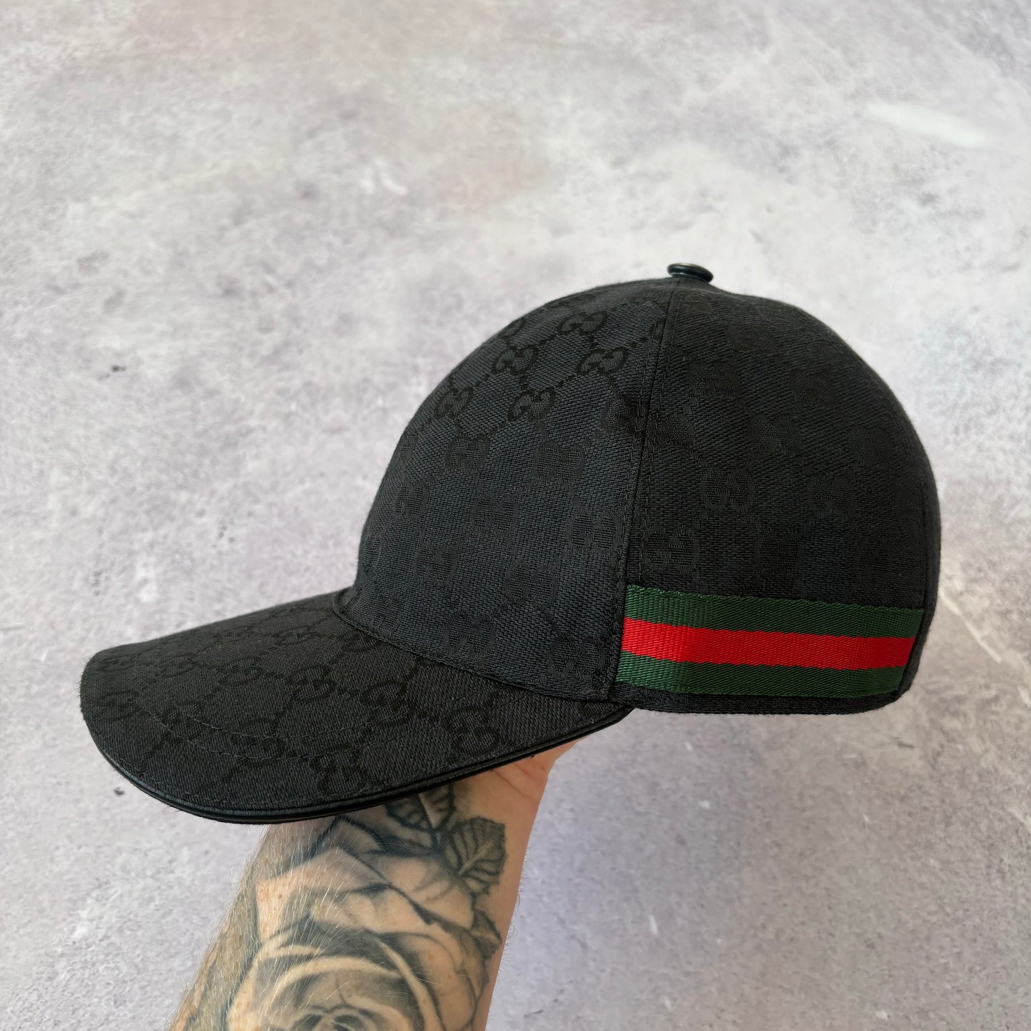 Gucci Cap - Large
