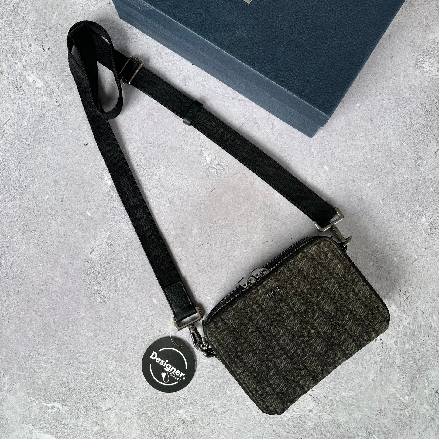 Dior Oblique Jacquard Pouch
Bag