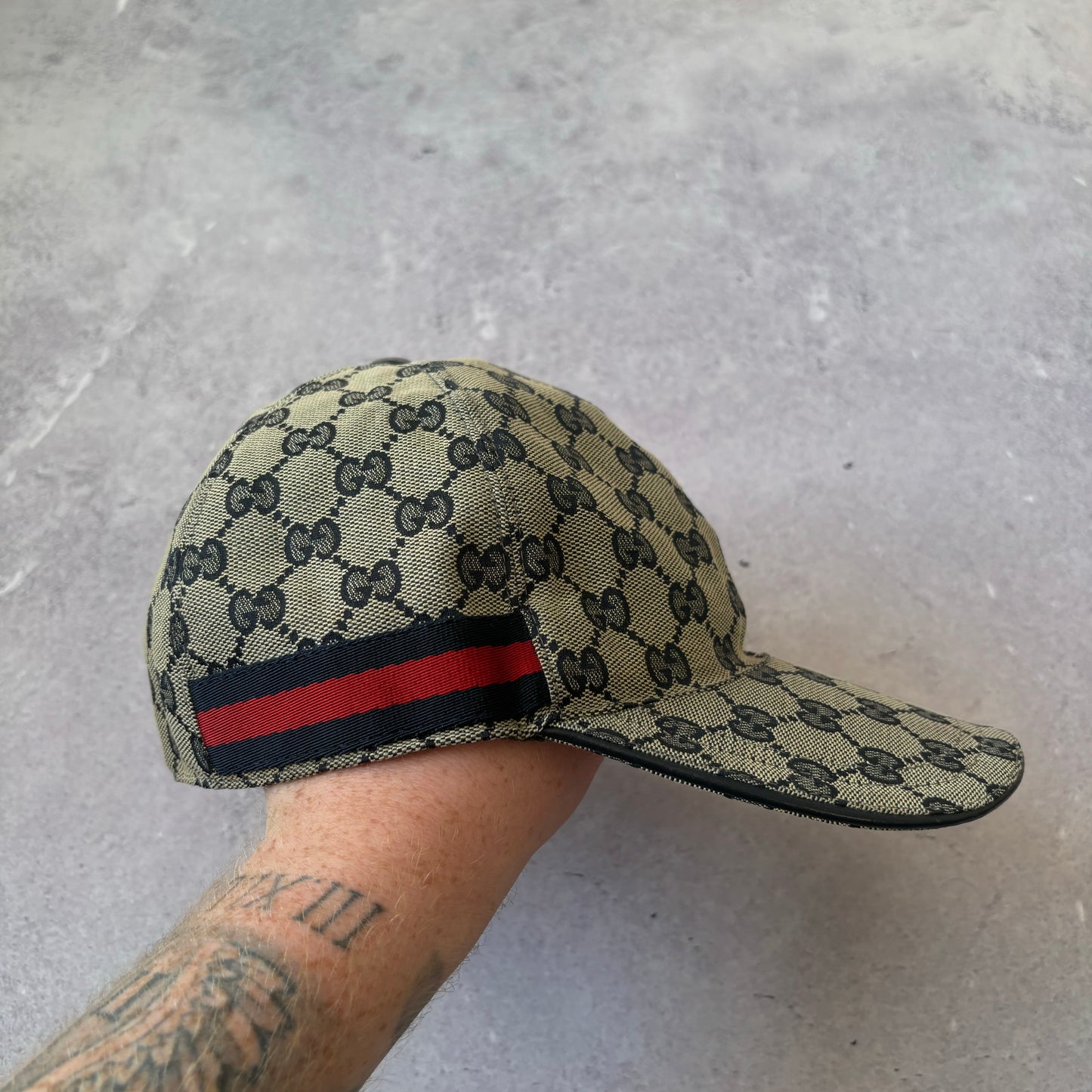 Gucci Cap - Large