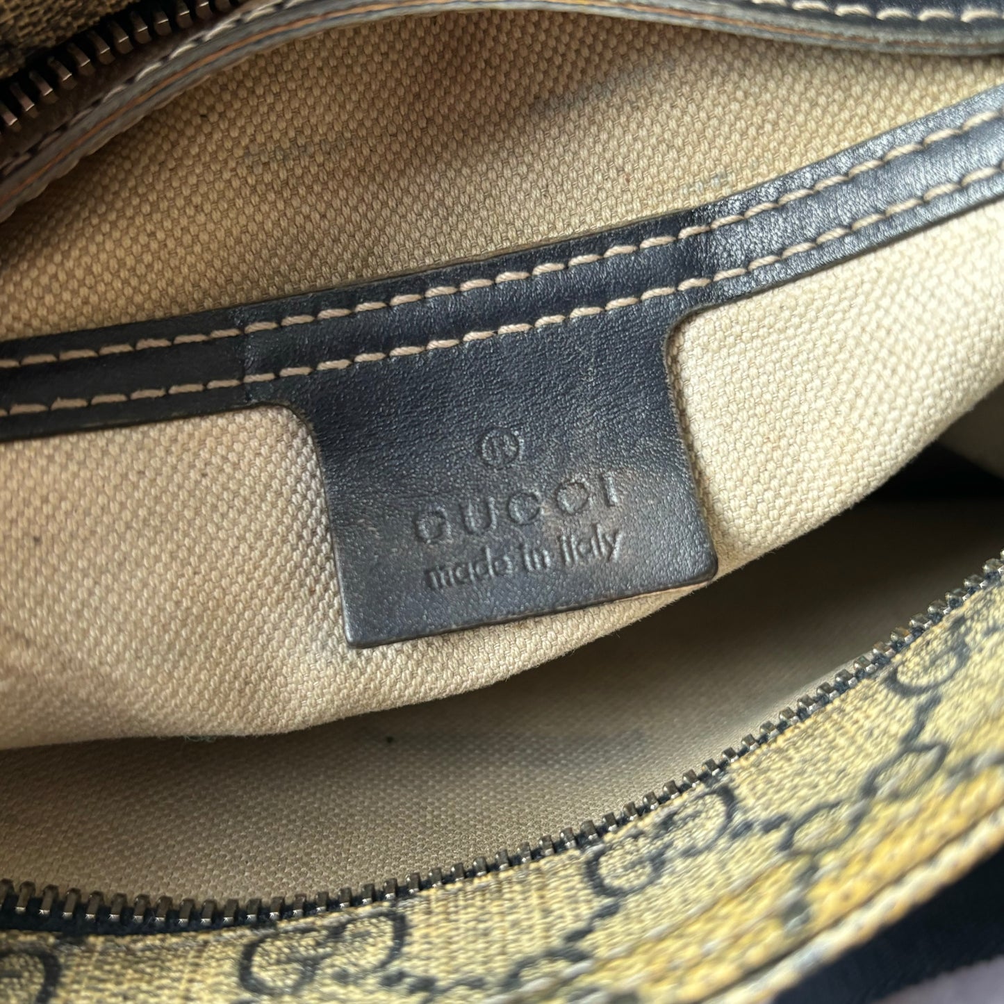 Gucci Messenger Bag