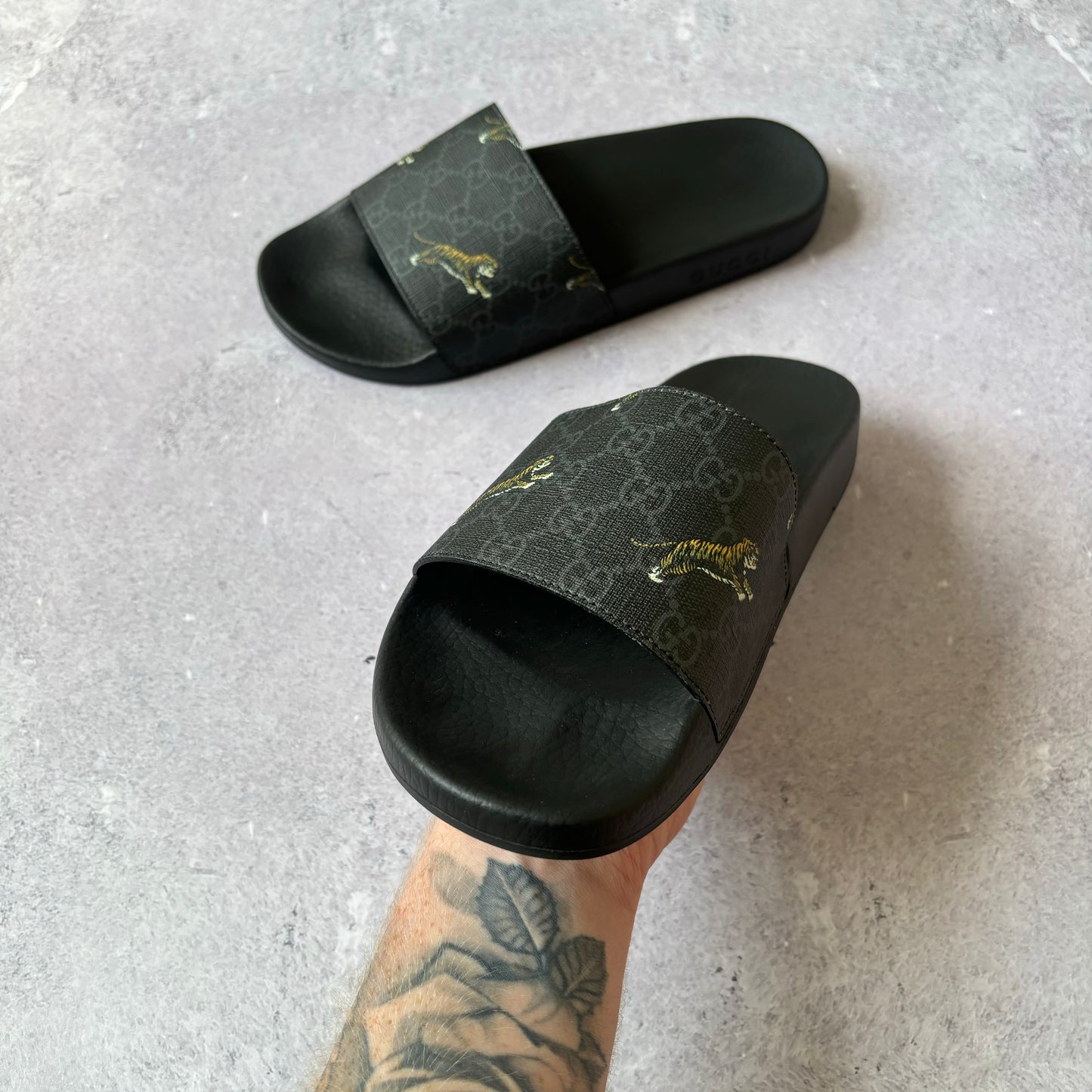 Gucci Sliders - UK 9