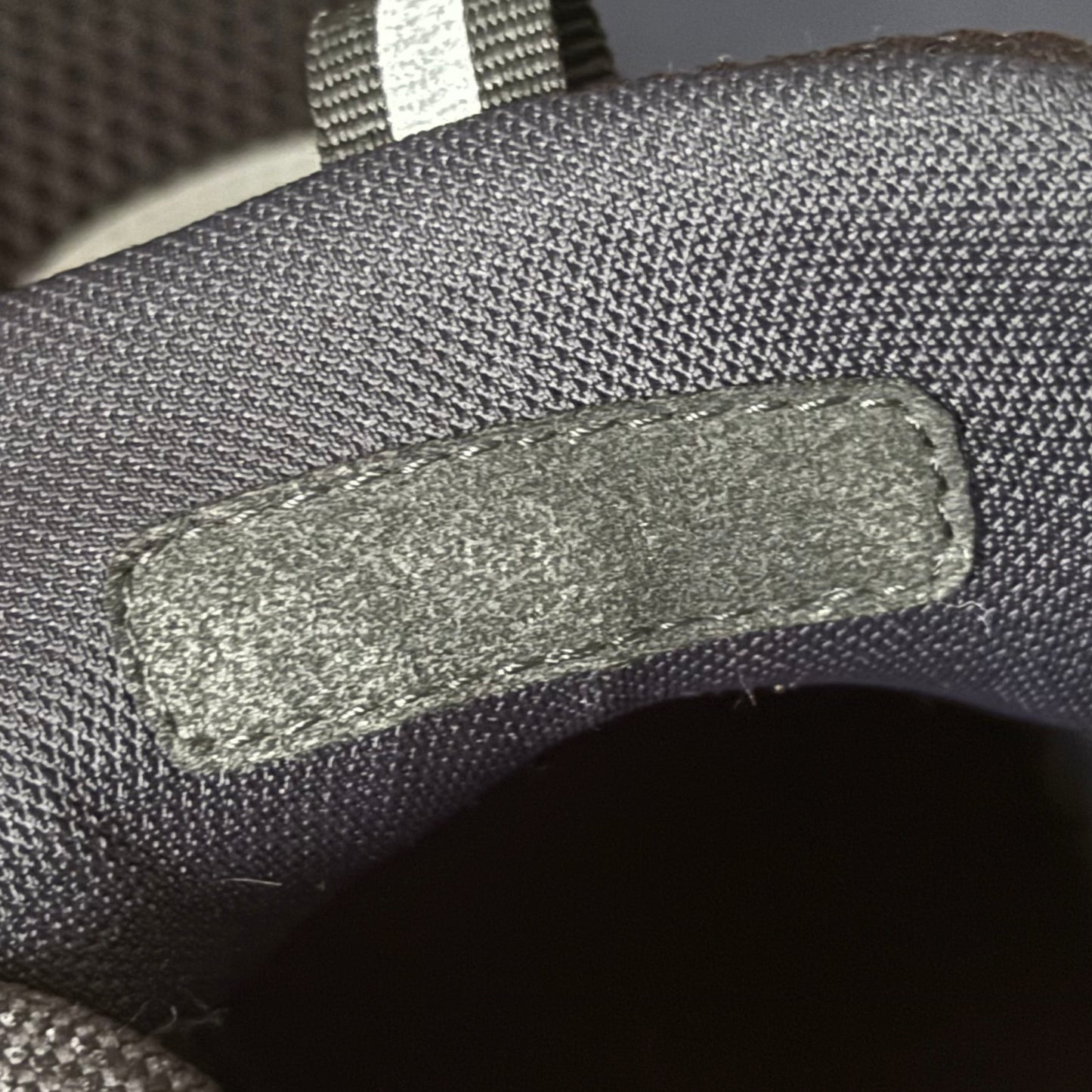 Dior B22 Trainers - UK 8