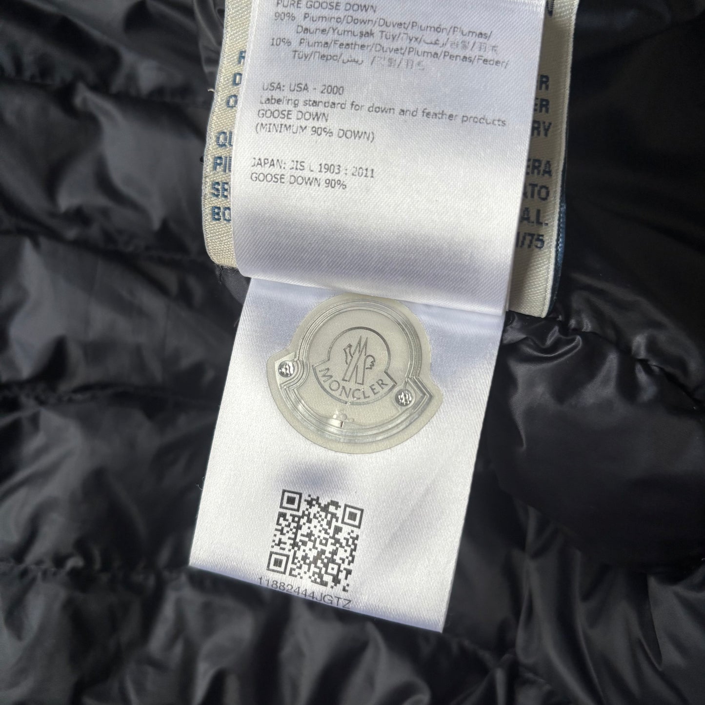 Moncler Elliot Puffer Jacket - Size 3