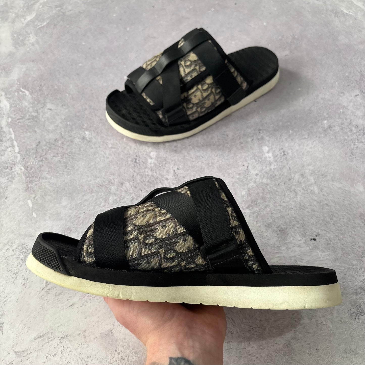 Dior Alpha Sliders - UK 9