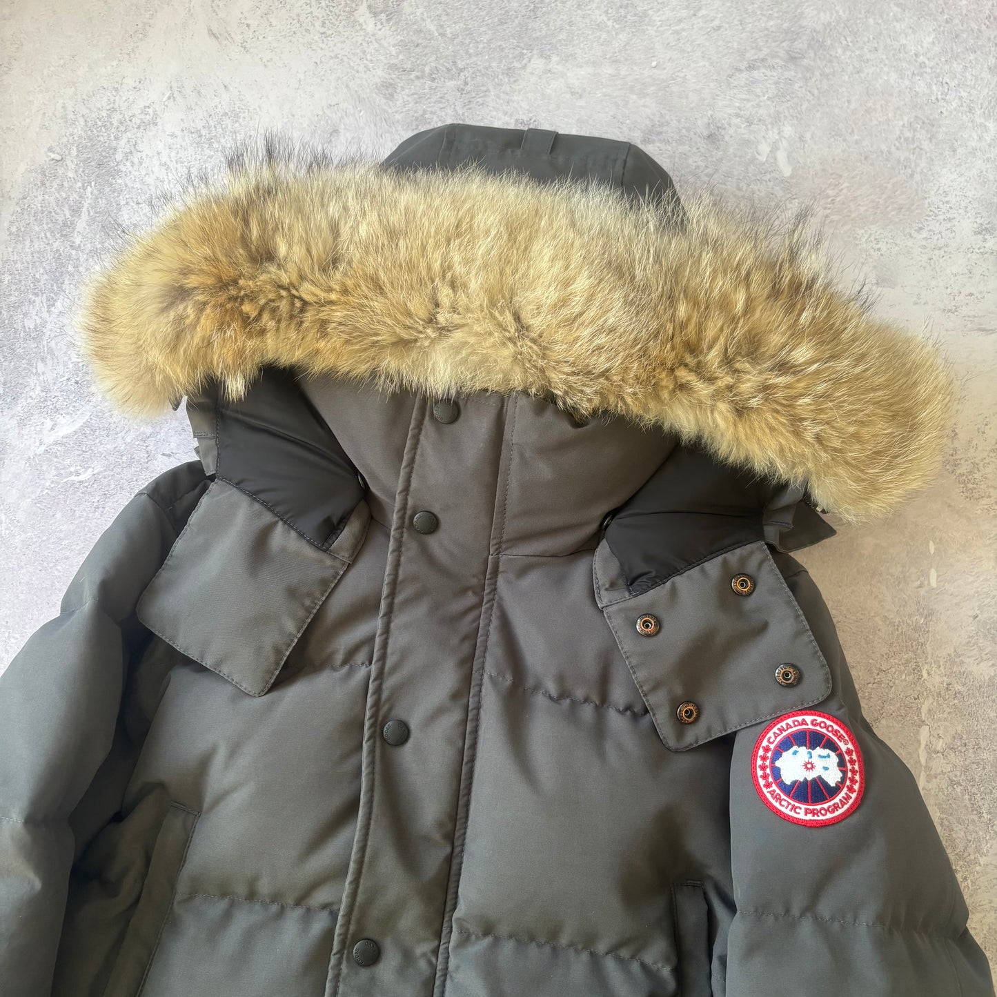 Canada Goose Wyndham Parka - Large