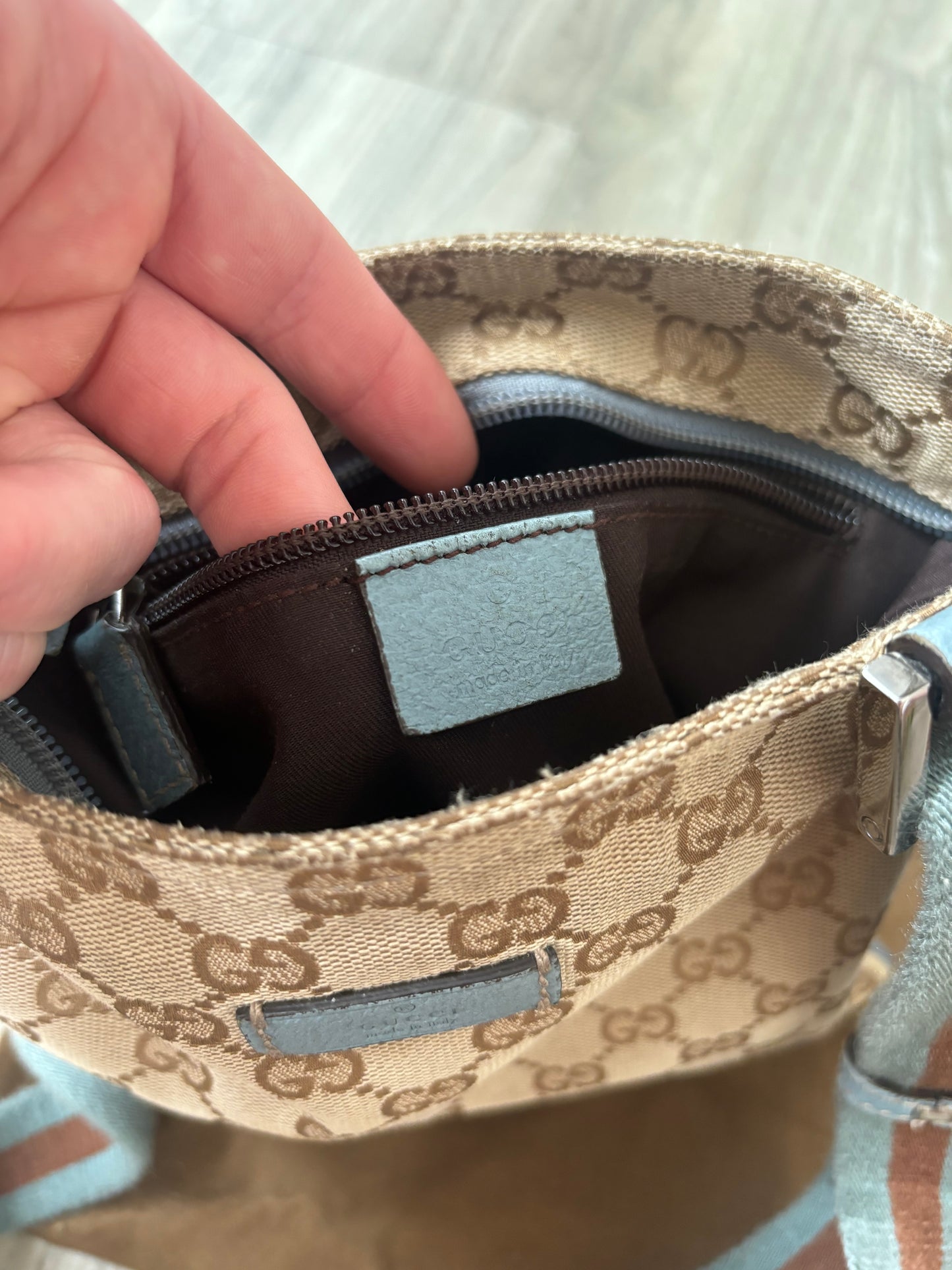 Gucci Messenger Bag