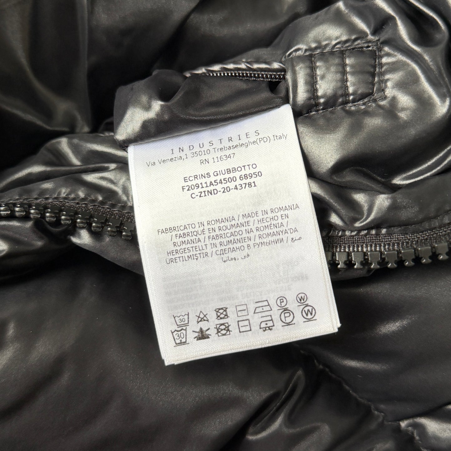 Moncler Ecrins Puffer Jacket - Size 1