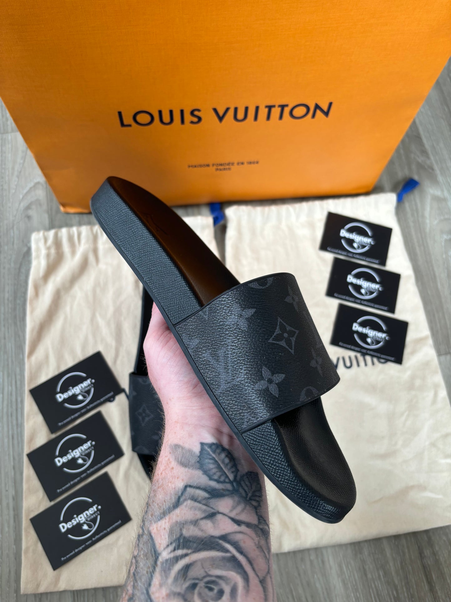 Louis Vuitton Sliders UK 8.5