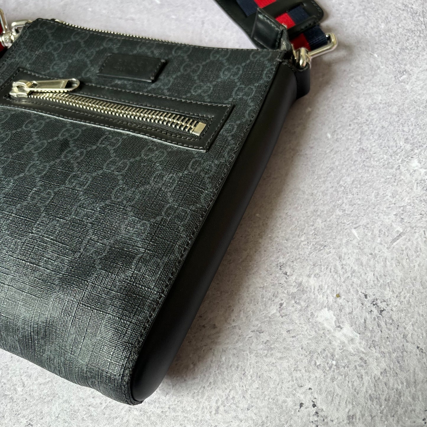 Gucci Messenger Bag