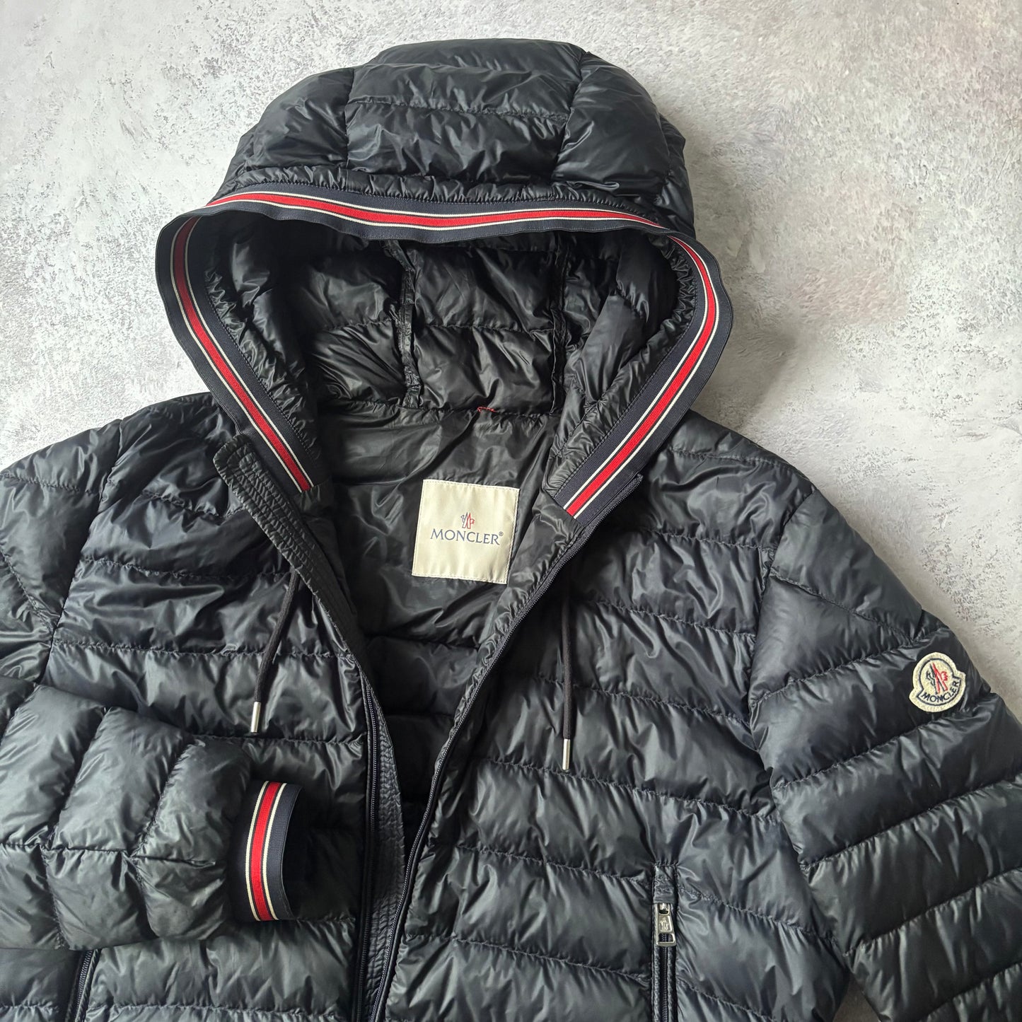 Moncler Elliot Puffer Jacket - Size 3