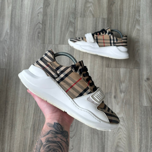 Burberry Trainers UK 7