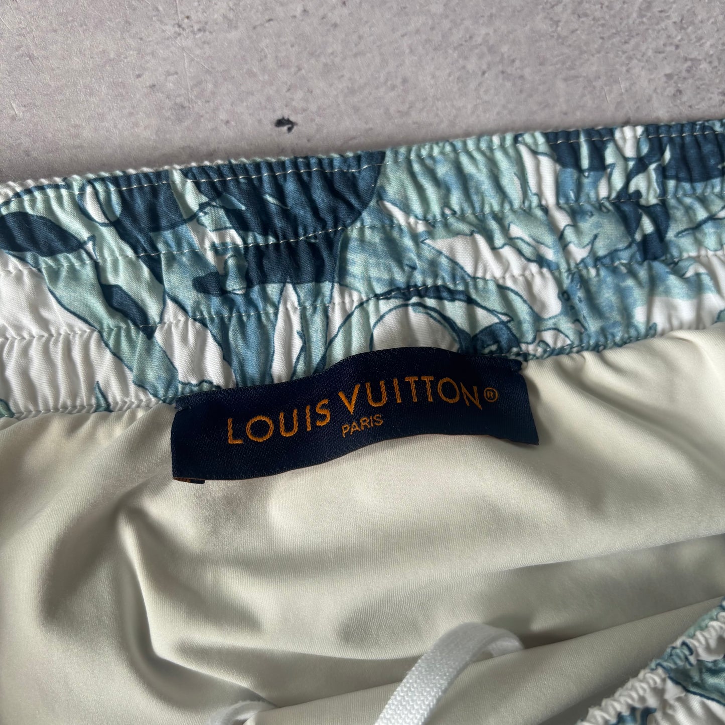 Louis Vuitton Aqua Garden Shorts - Medium