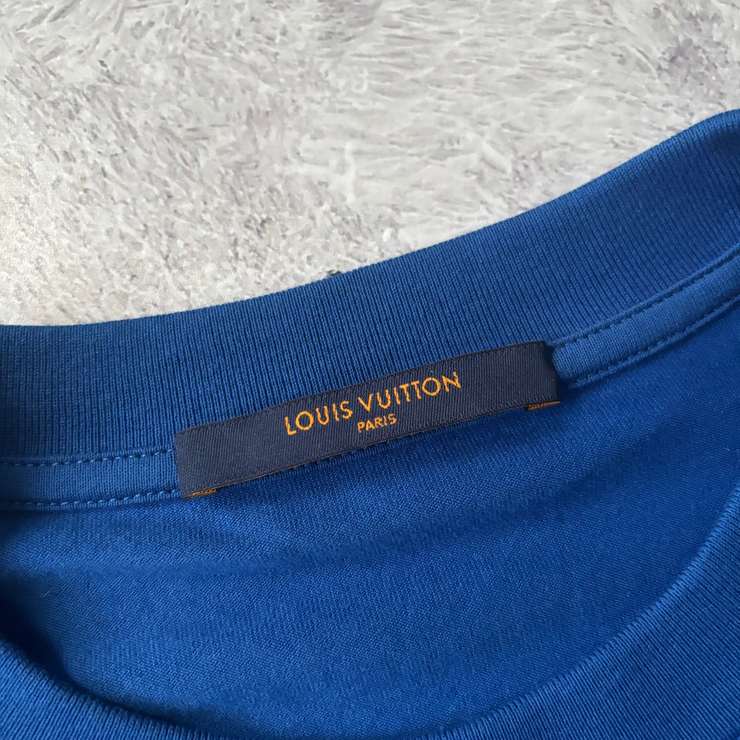 Louis Vuitton Gradient T-Shirt - Medium