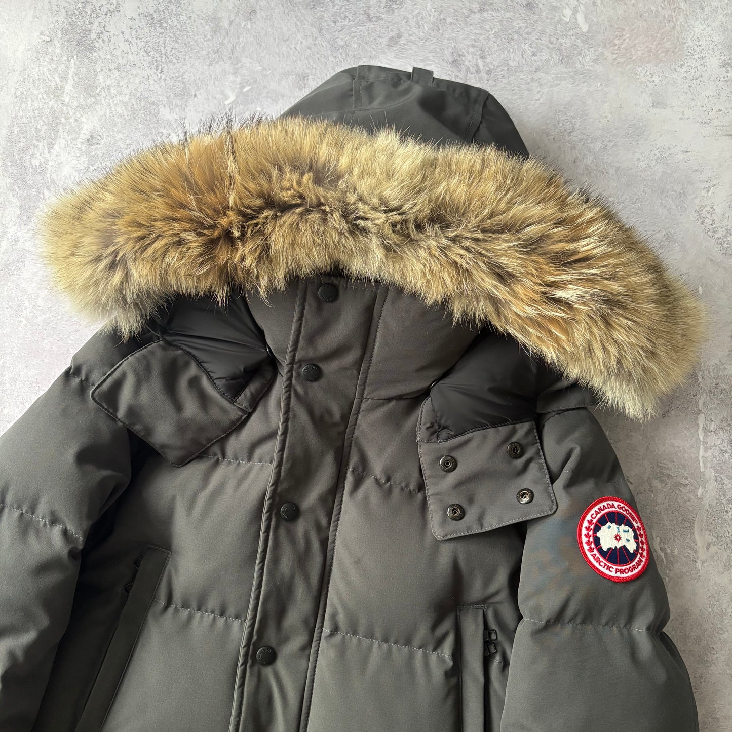 Canada Goose Wyndham Parka - Medium