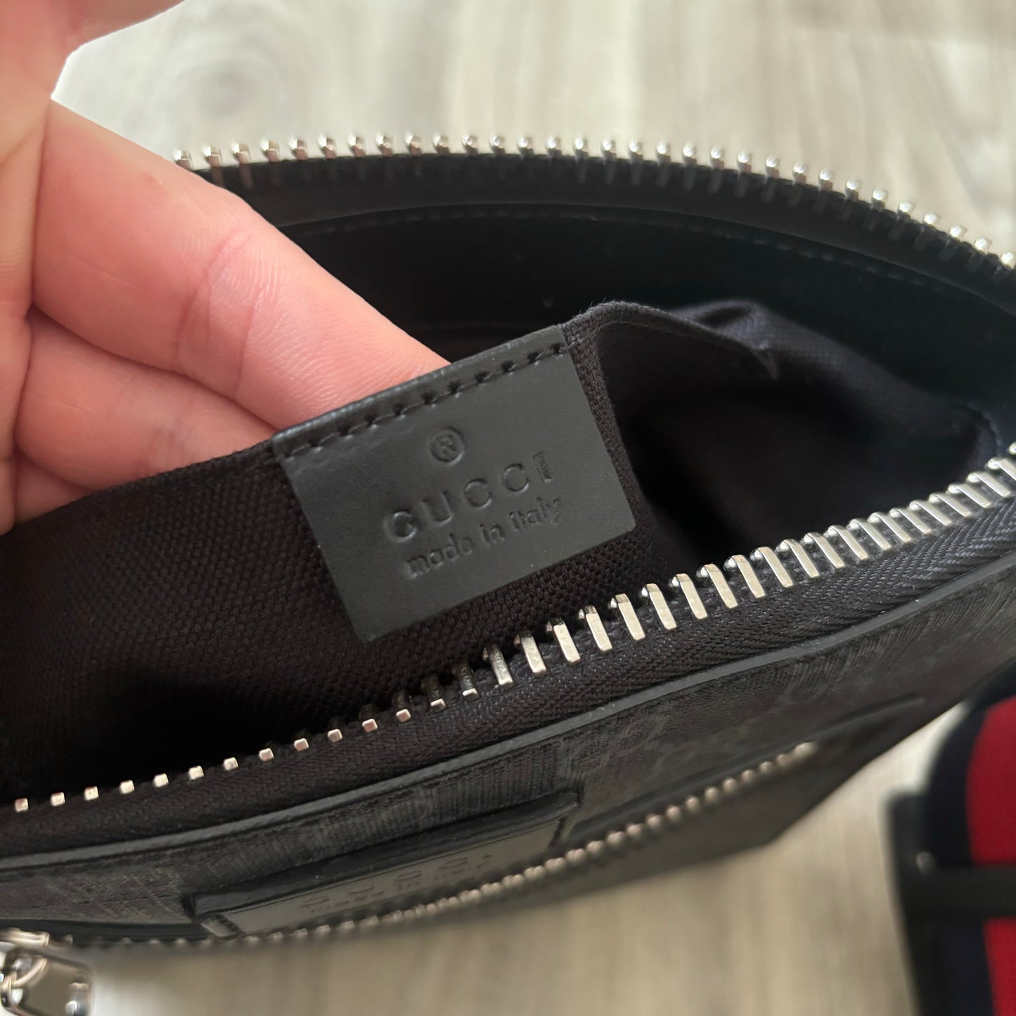 Gucci Messenger Bag