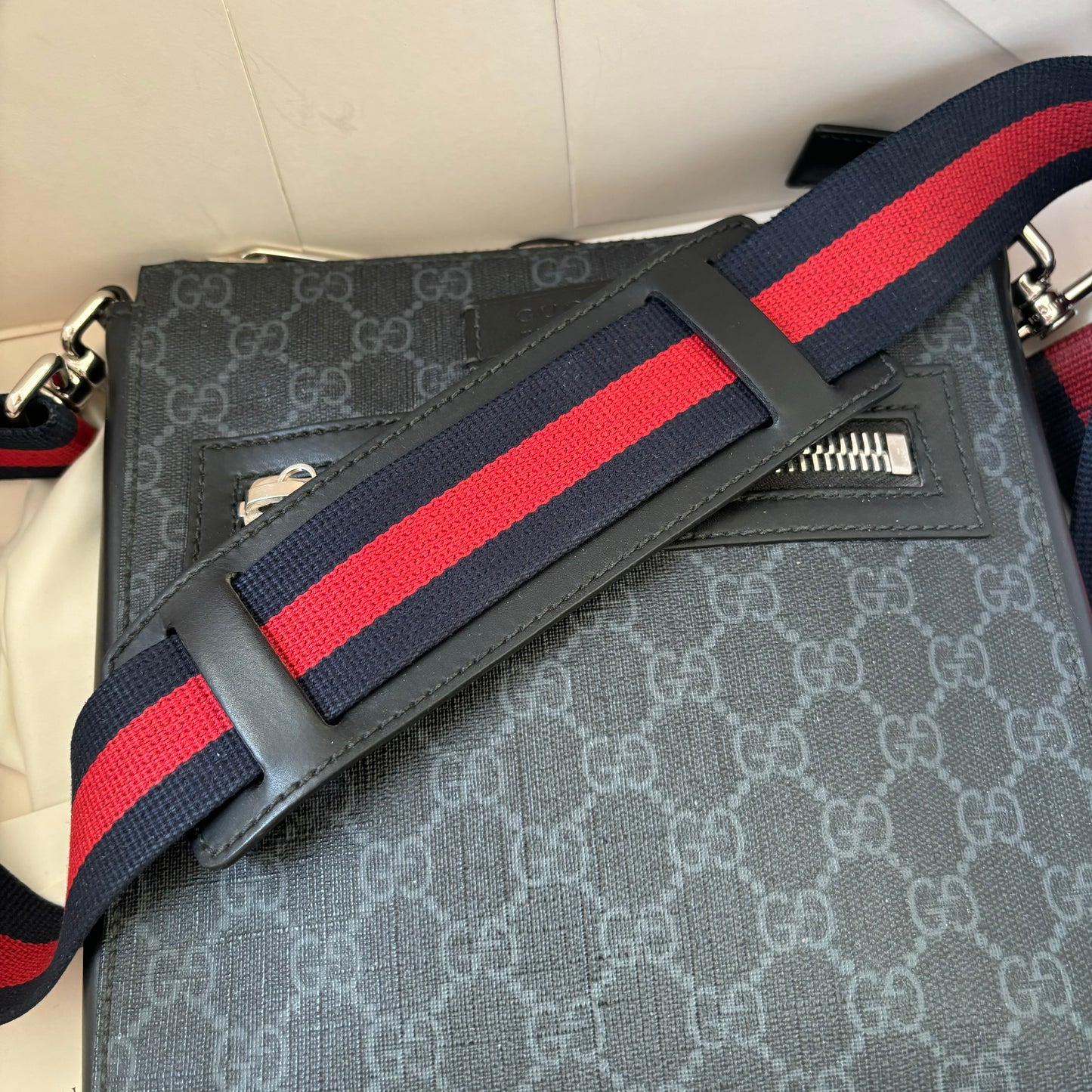 Gucci Messenger Bag