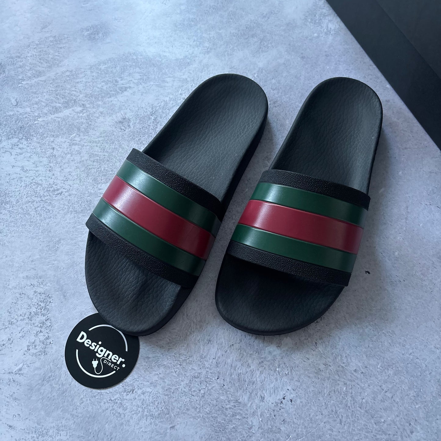 Gucci Pursuit Sliders - UK 8