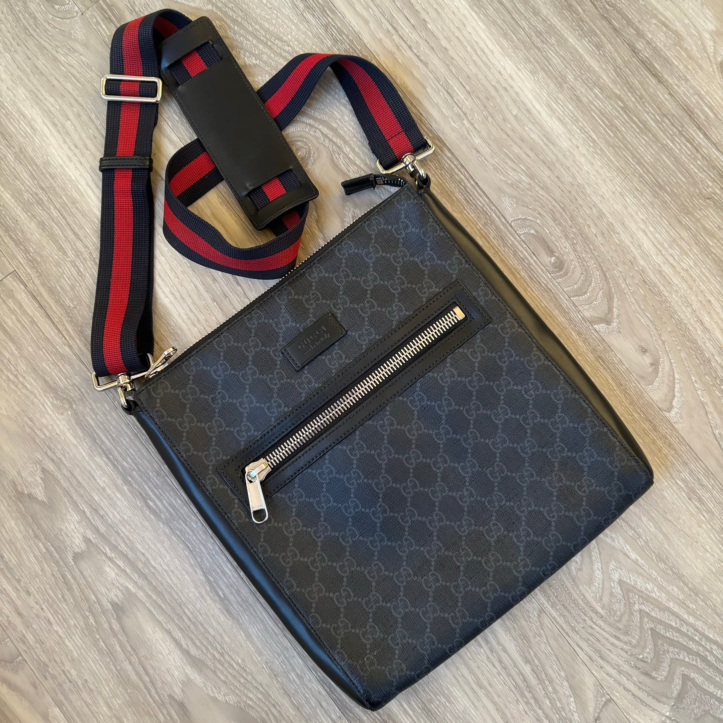 Gucci Messenger Bag