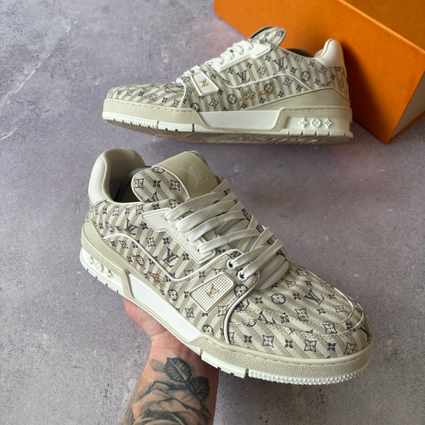 Louis Vuitton Trainers - Fits UK 10