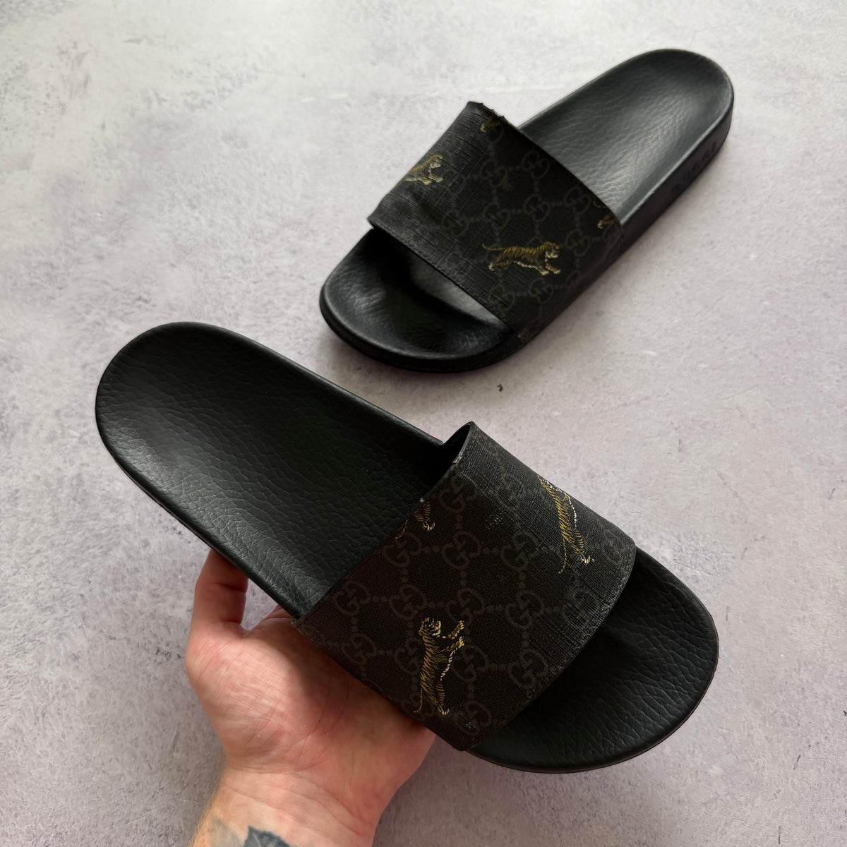 Gucci Sliders - UK 10