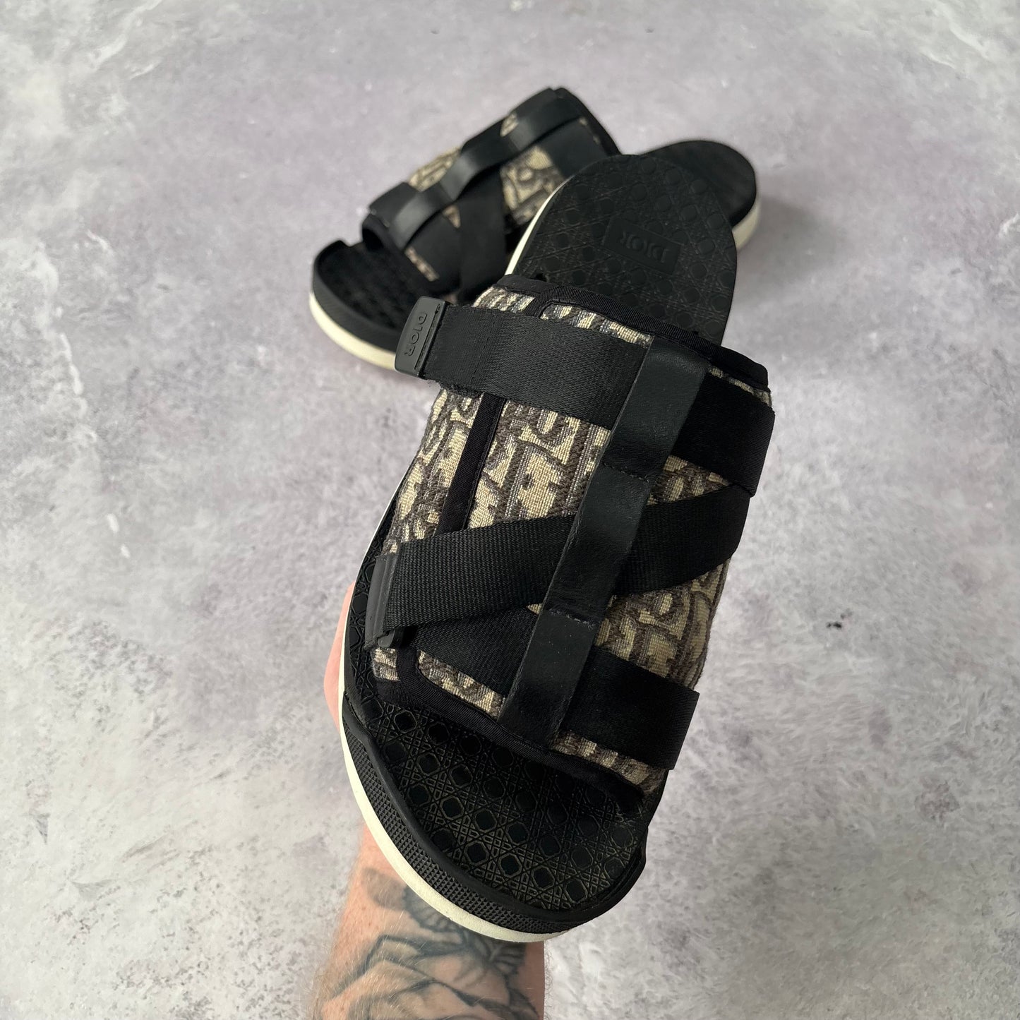 Dior Alpha Sliders - UK 9