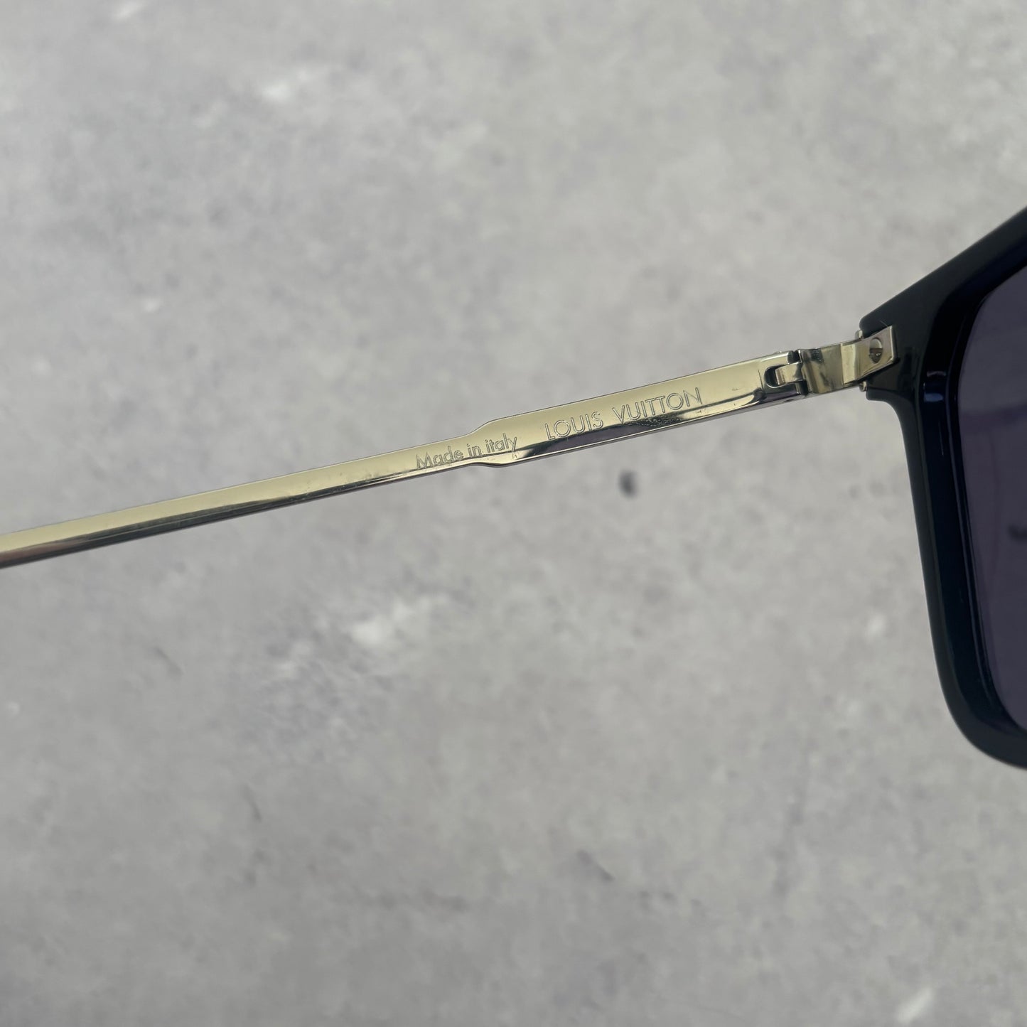 Louis Vuitton Rise Square Sunglasses