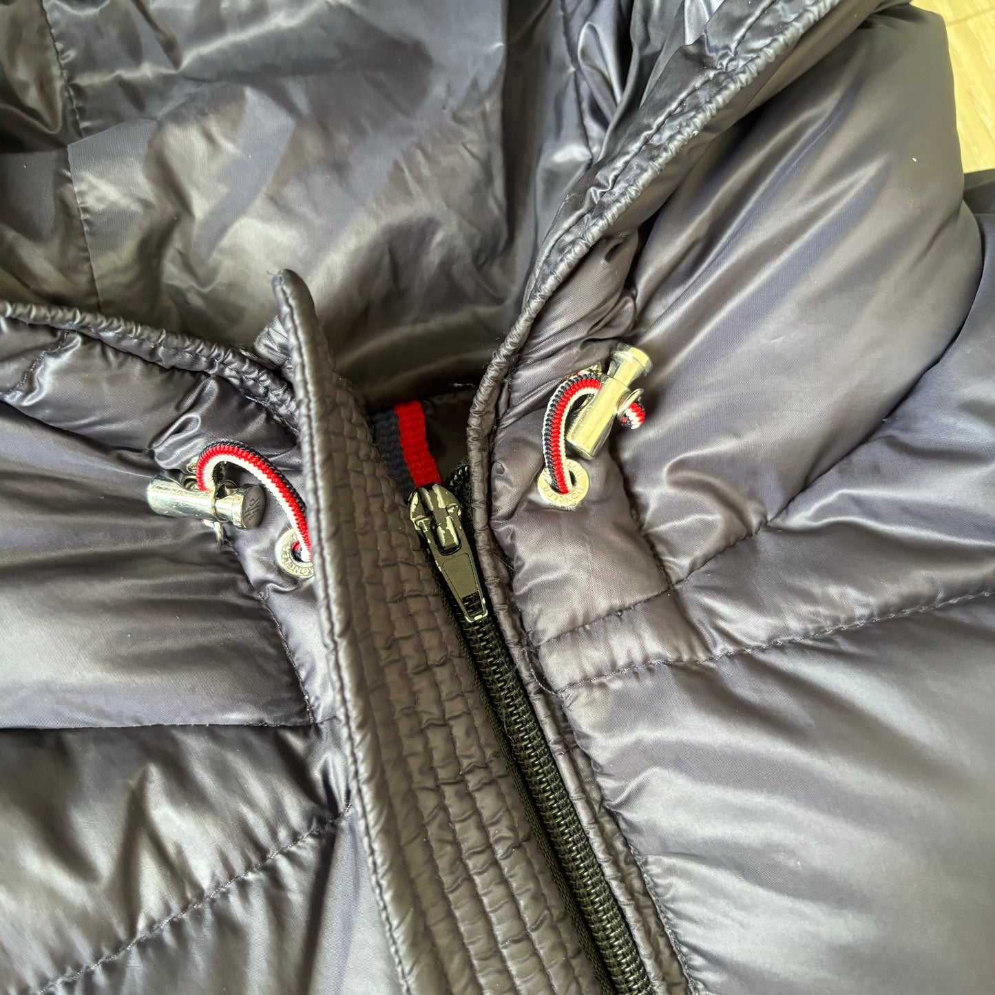 Moncler Sassiere Puffer Jacket Size M