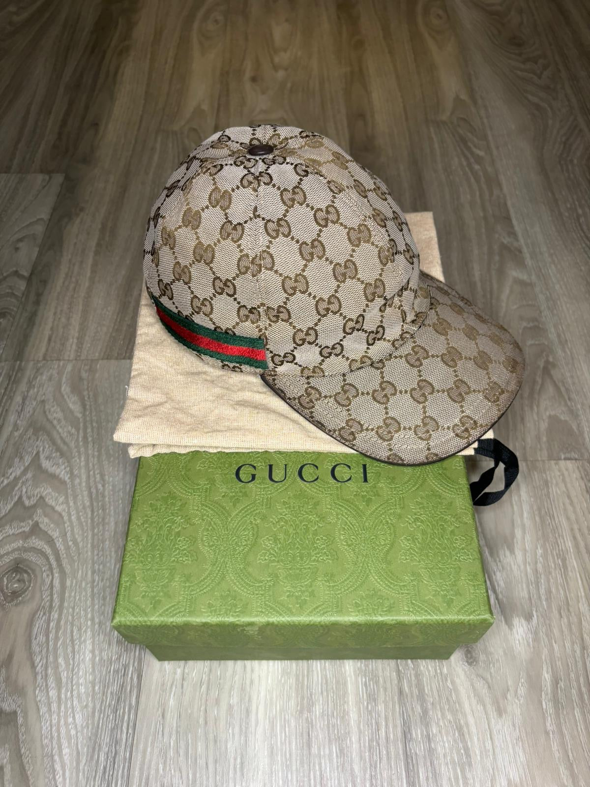 Gucci Cap (Medium)