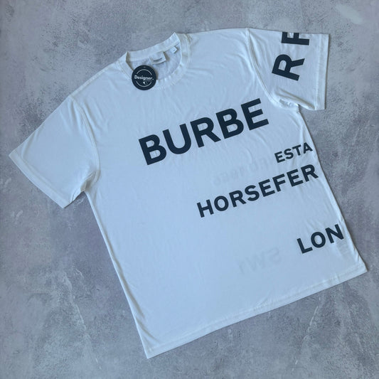 Burberry T-Shirt - Medium