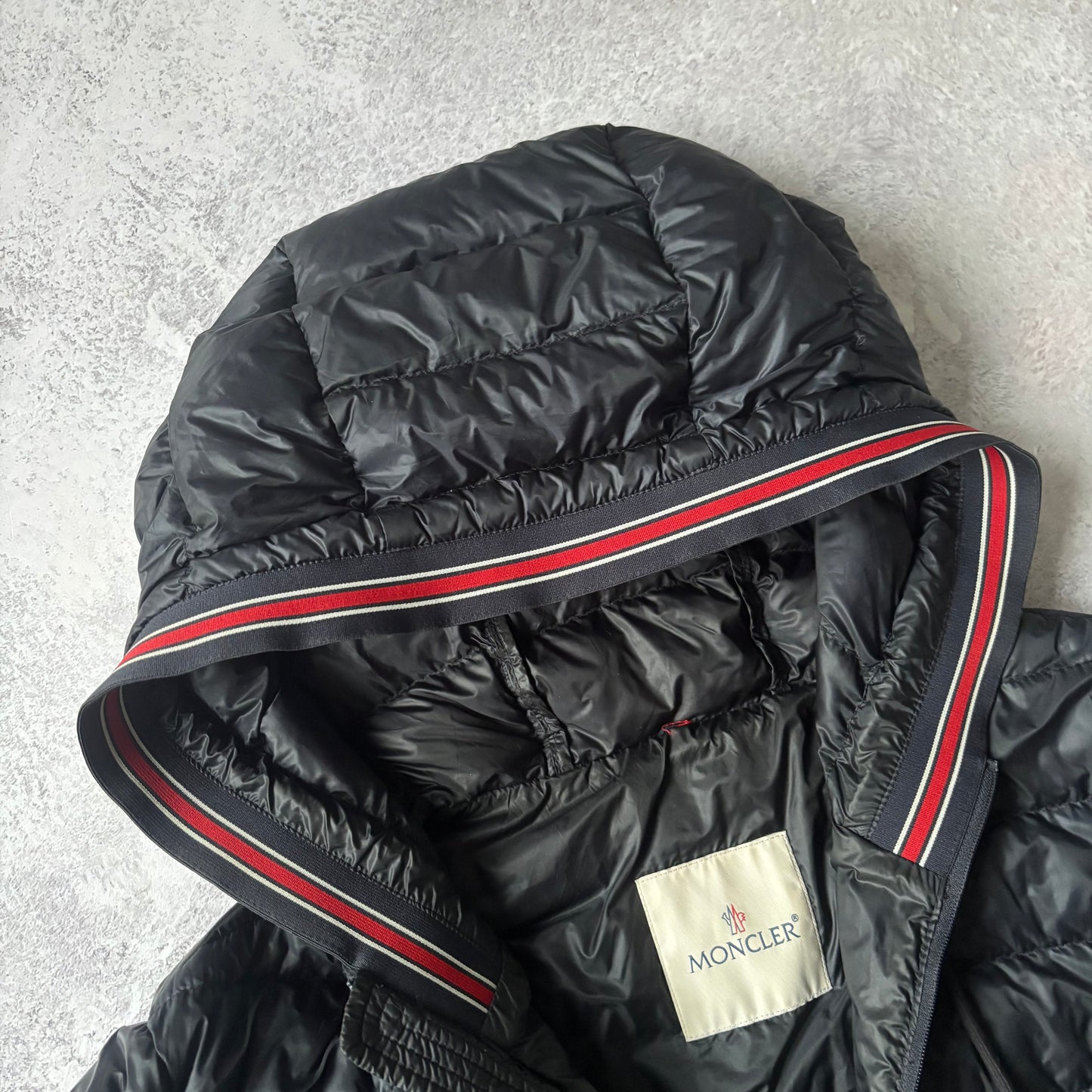 Moncler Elliot Puffer Jacket - Size 3