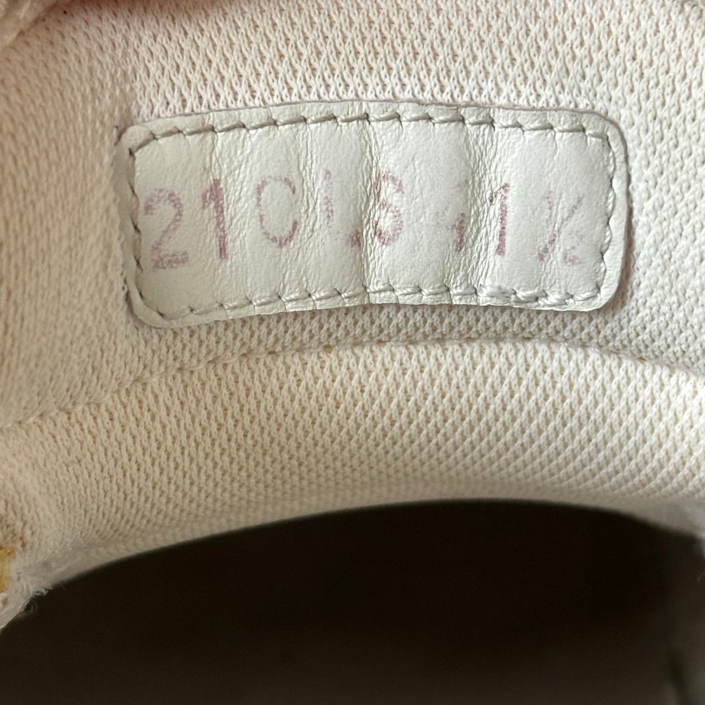 Dior B25 Trainers - UK 7.5
