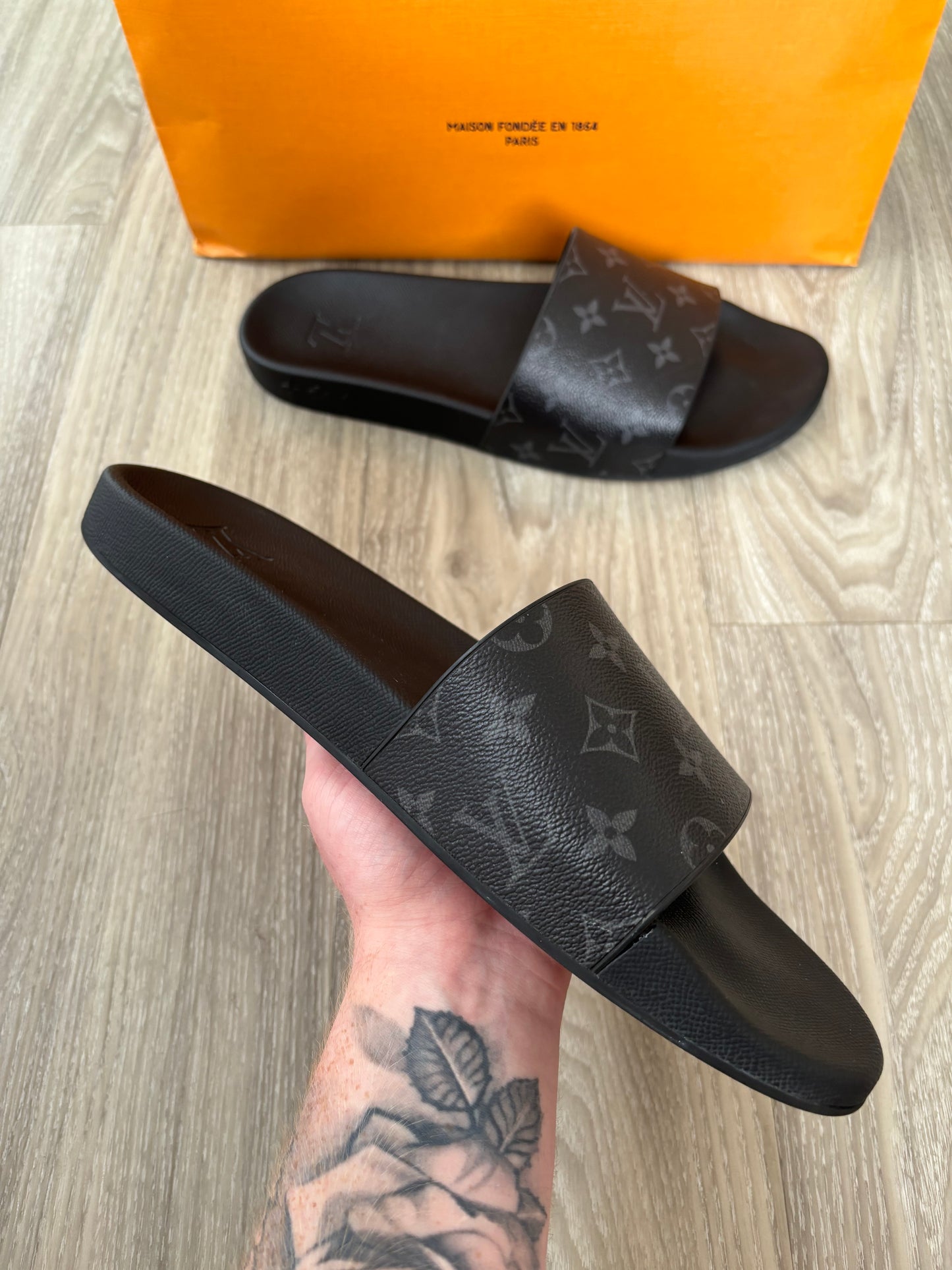 Louis Vuitton Sliders UK 12