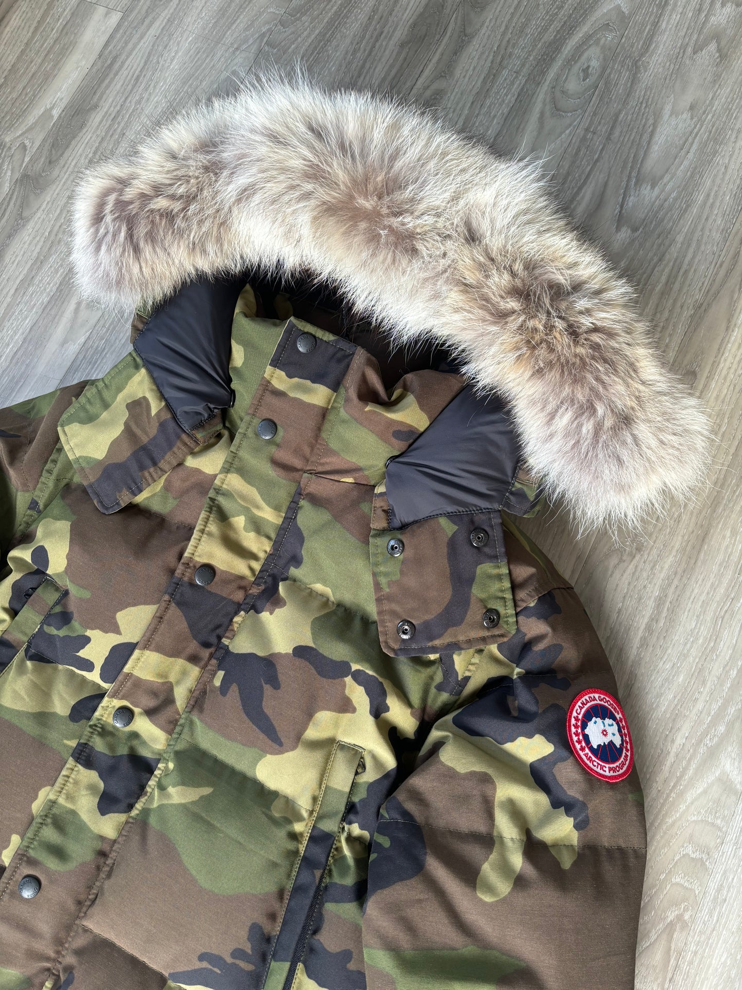 Canada Goose Wyndham Parka Jacket Size M