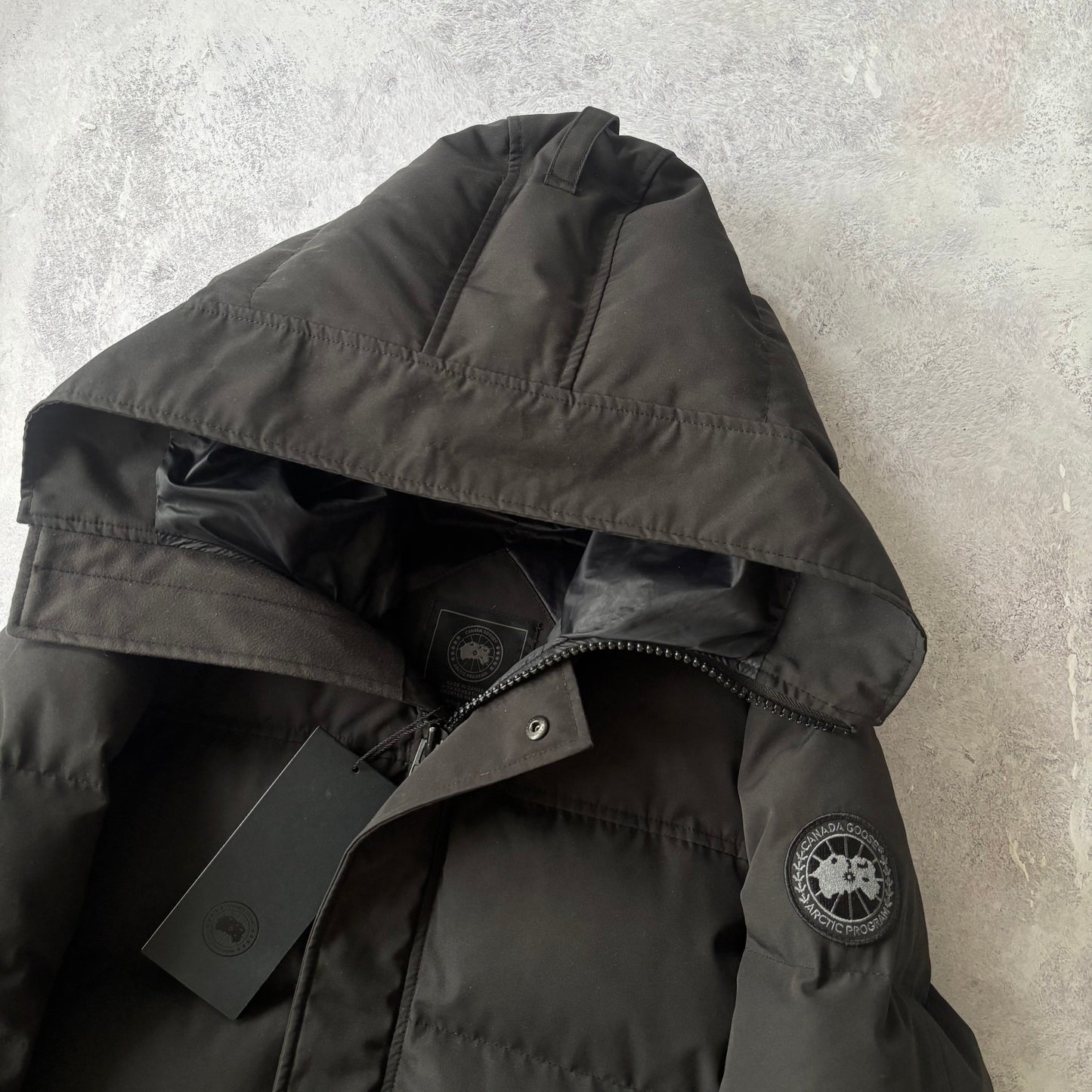 Canada Goose Macmillan Parka - Large