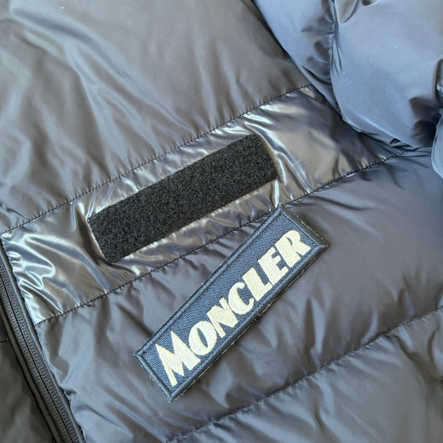 Moncler Servieres Puffer Jacket - Size 4