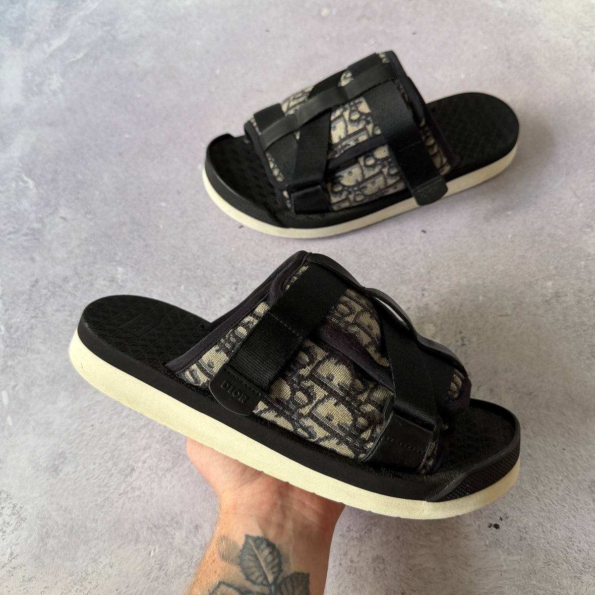 Dior Alpha Sliders - UK 9