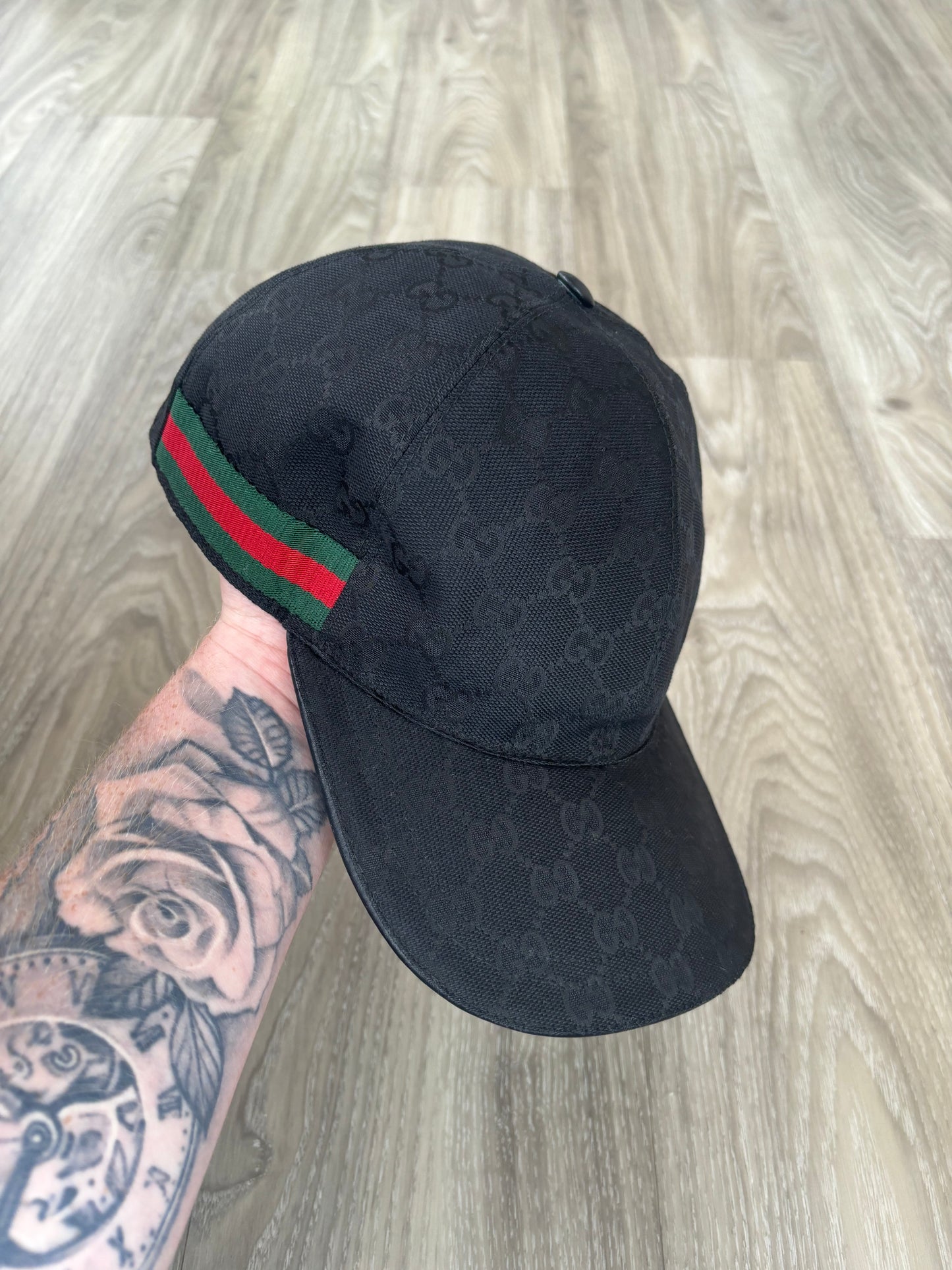 Gucci Cap (Medium)