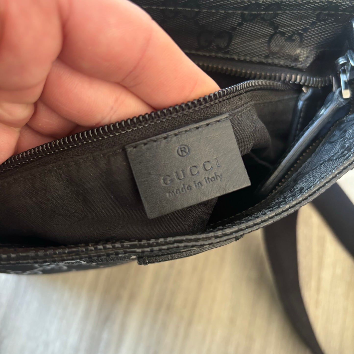 Gucci Messenger Bag