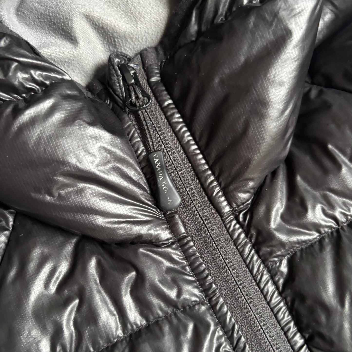 Canada Goose Hybridge Jacket - Small