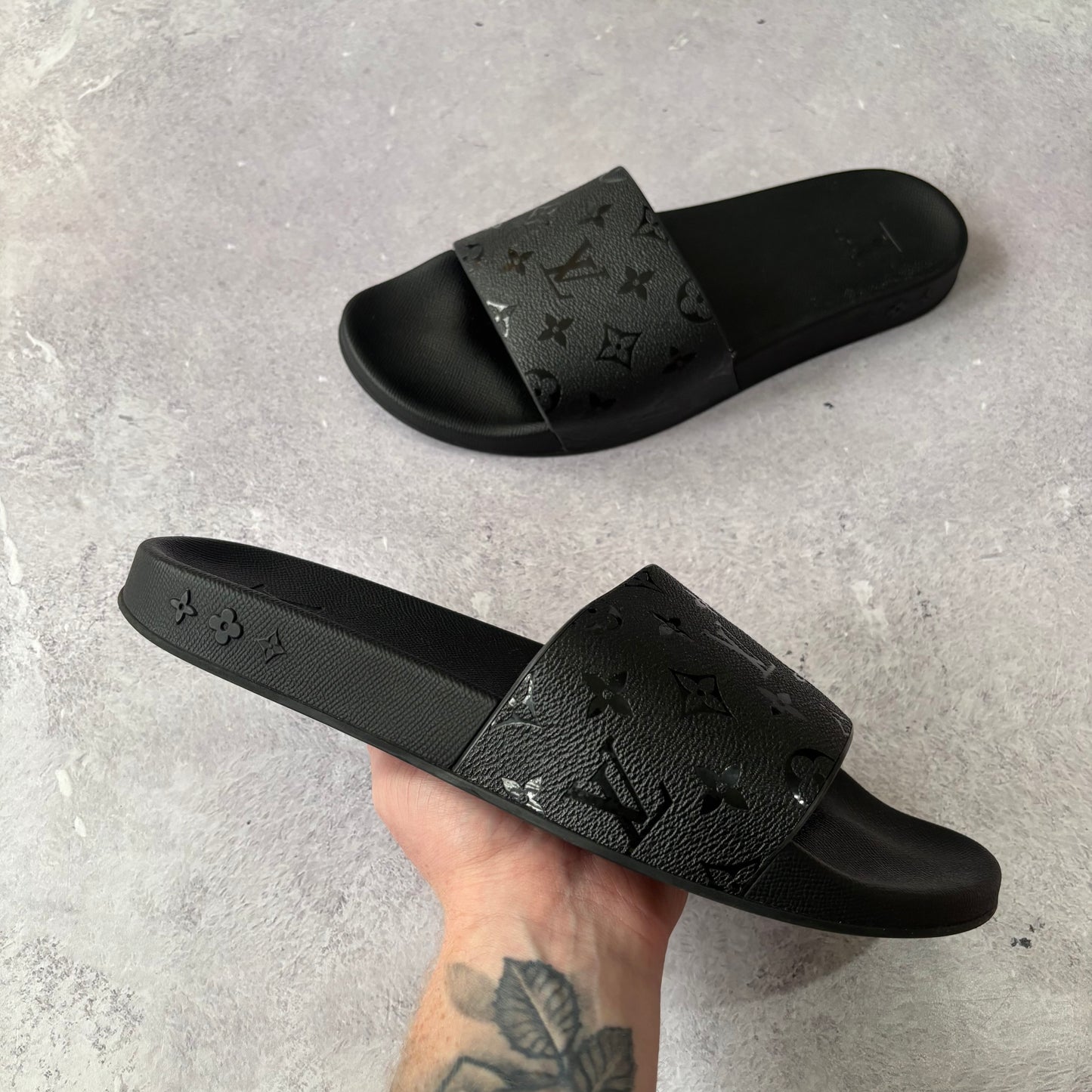 Louis Vuitton Waterfront Mule Sliders - UK 11
