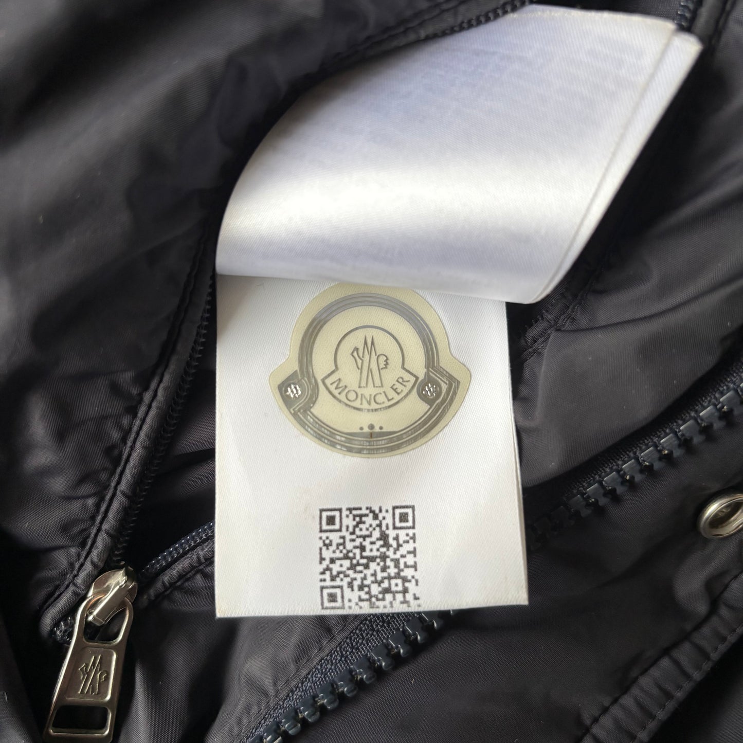 Moncler Prevot Puffer Jacket - Size 4