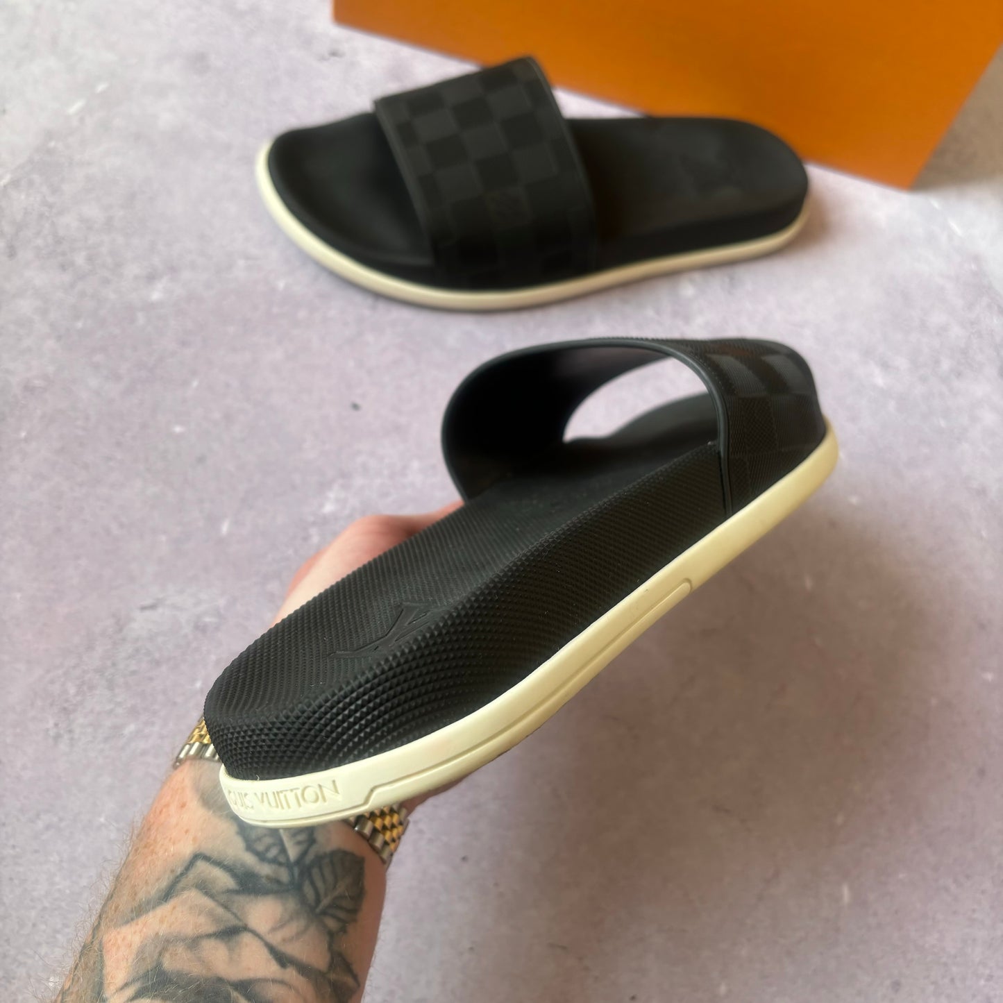 Louis Vuitton Sliders - UK 10