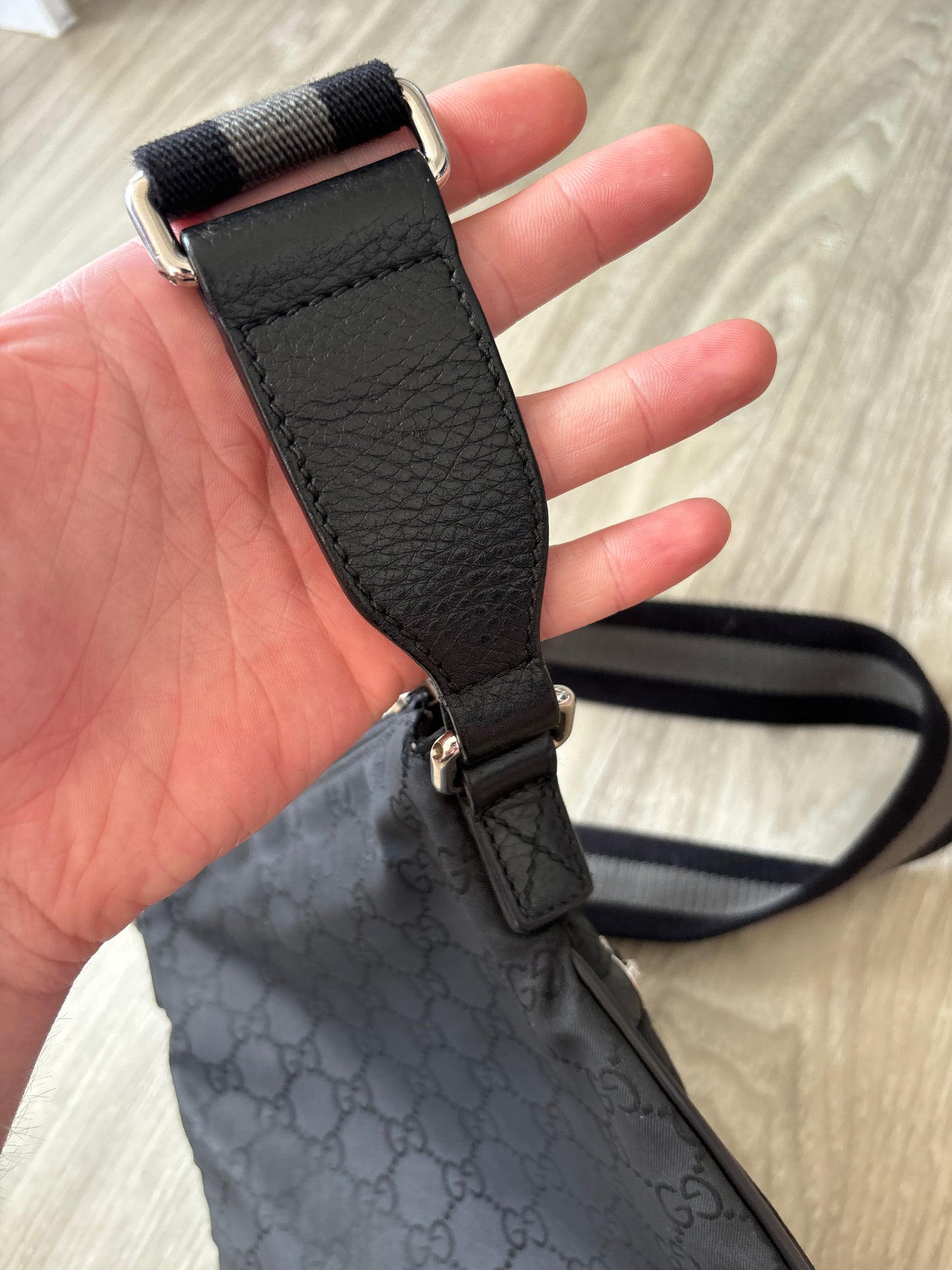 Gucci Messenger Bag (Black)