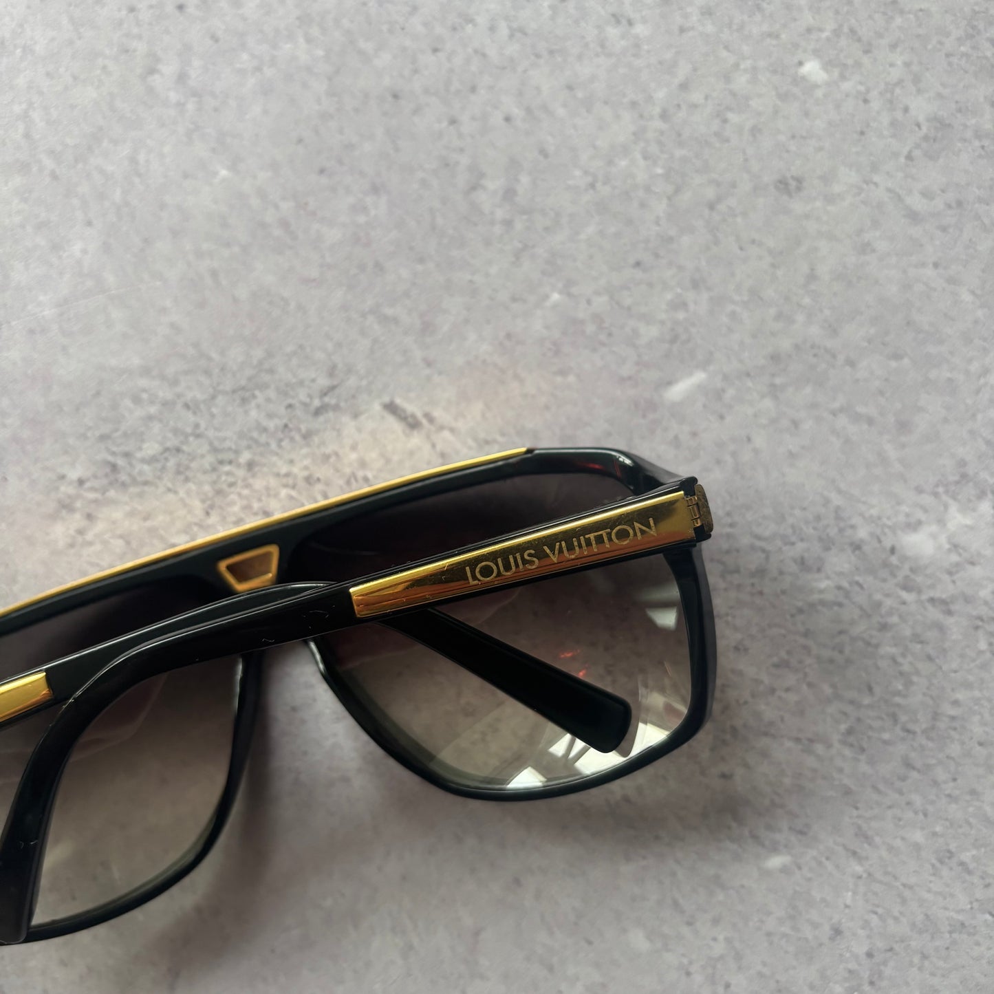 Louis Vuitton Evidence Sunglasses
