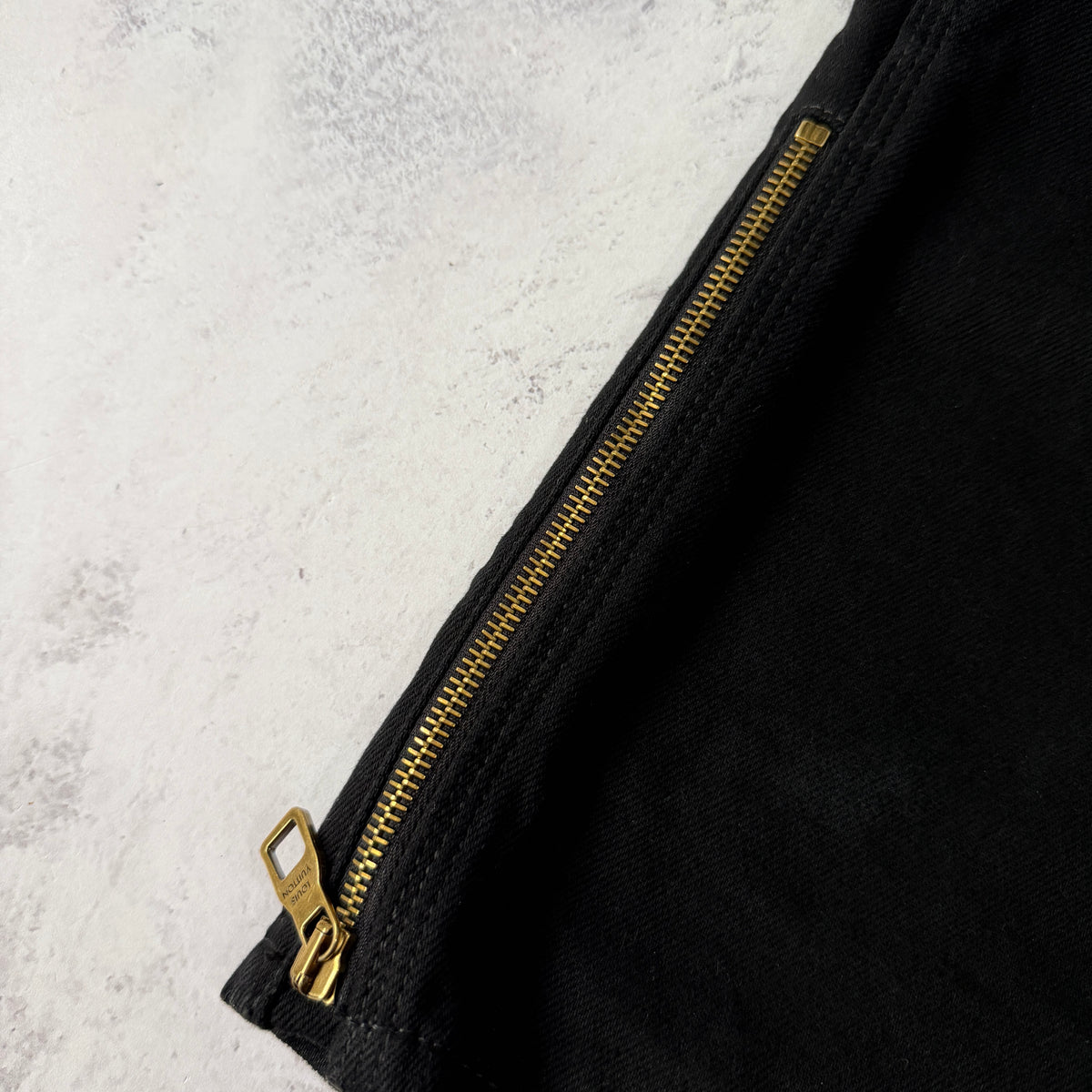 Louis Vuitton Carpenter Jeans - Size 32