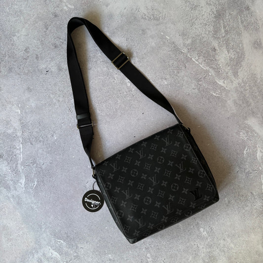 Louis Vuitton Pm Messenger Bag