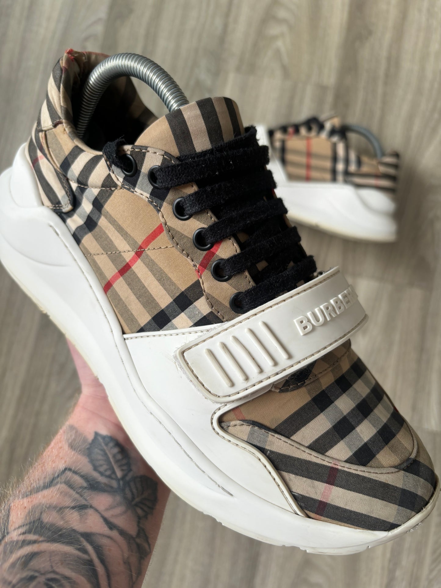 Burberry Trainers UK 7